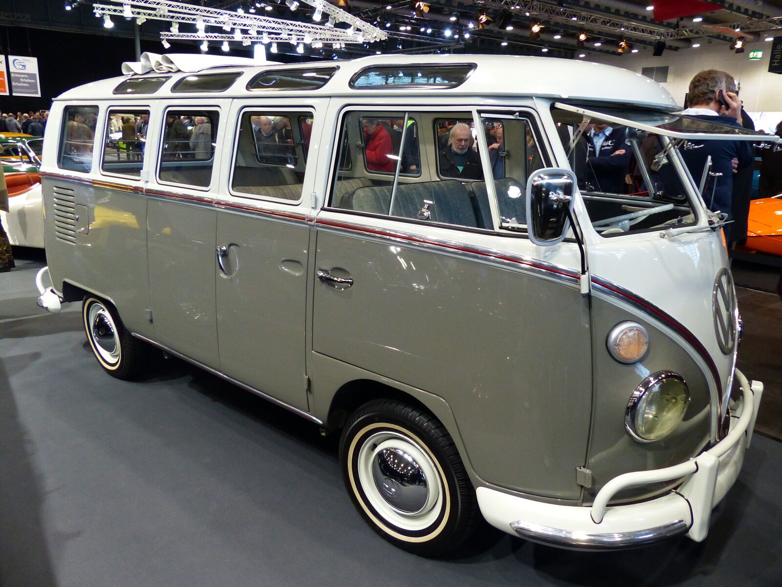 Panasonic Lumix DMC-FZ200 sample photo. Fair, exhibition, vw photography
