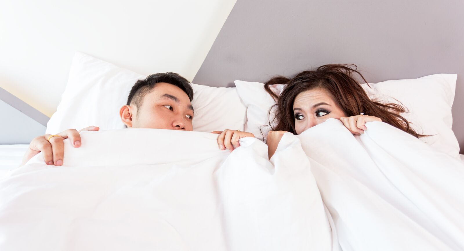 Canon EOS 6D + Canon EF 17-40mm F4L USM sample photo. Bed, sleeping, couple photography