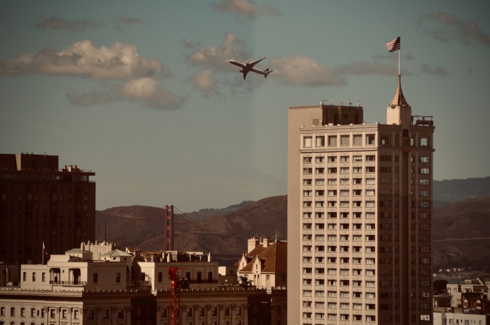Nikon D5100 sample photo. San francisco, airplane, fleet photography