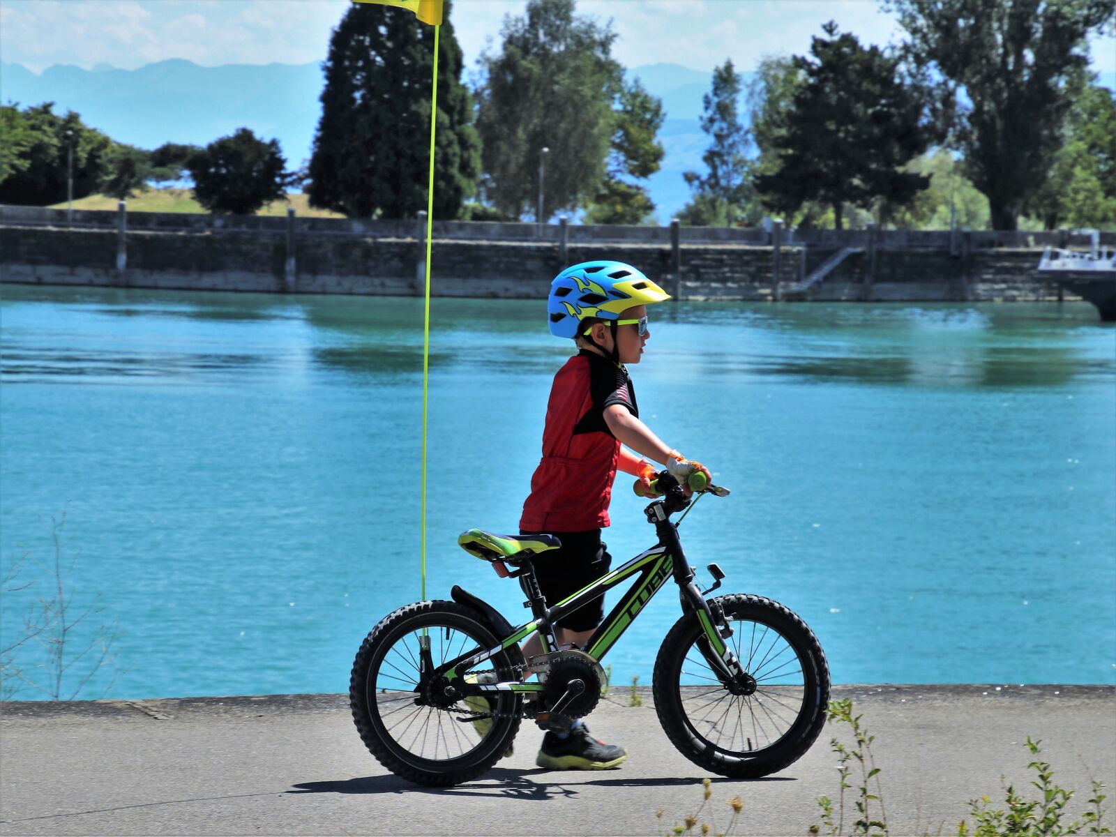 Canon EOS 80D sample photo. Bike, childhood, boy photography