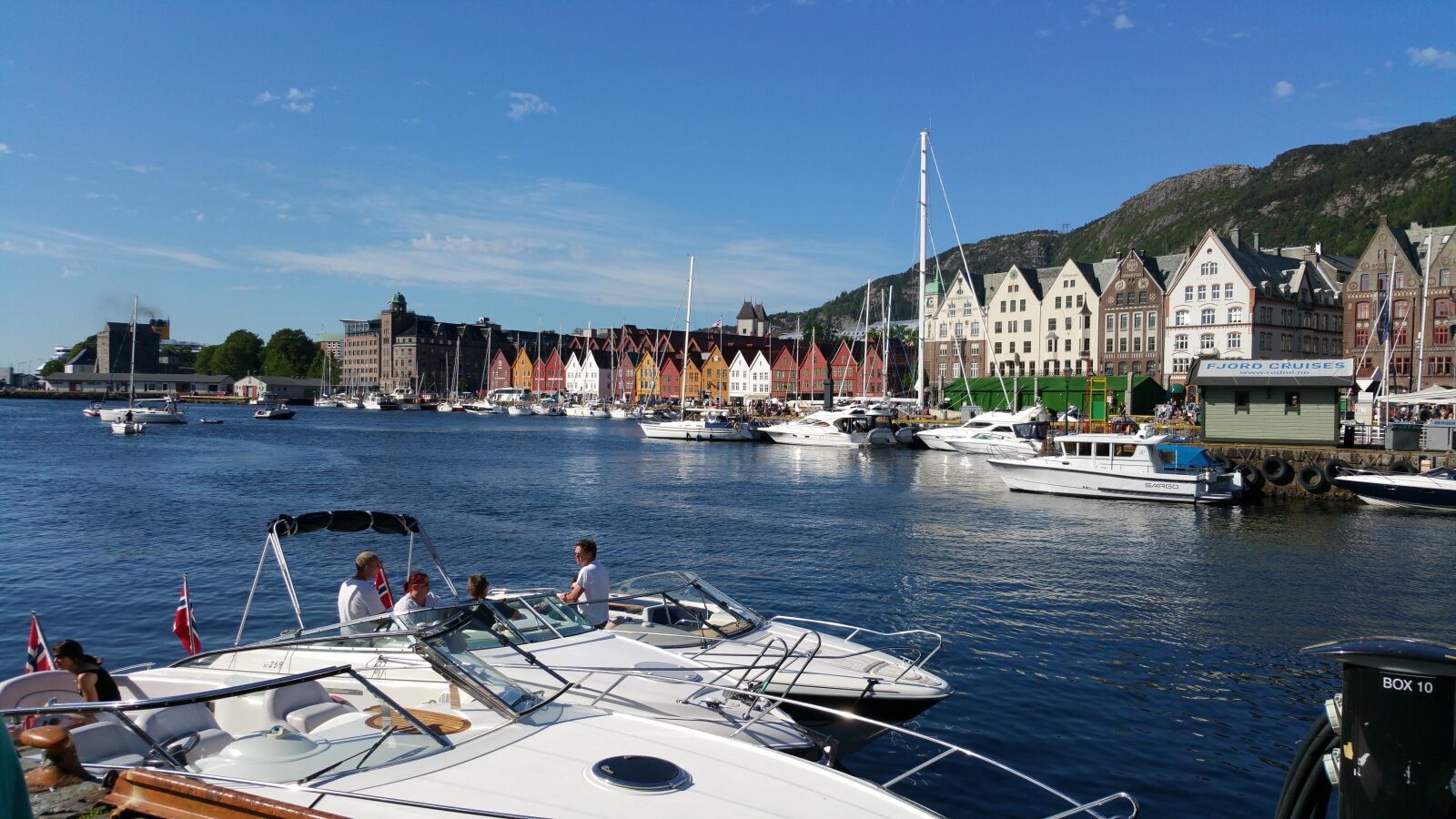 Samsung Galaxy Note4 sample photo. Bergen, harbour, norway photography