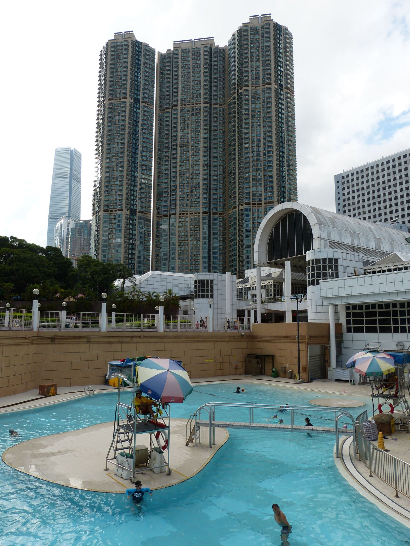 Panasonic Lumix DMC-FZ150 sample photo. Hong kong, china, kowloon photography