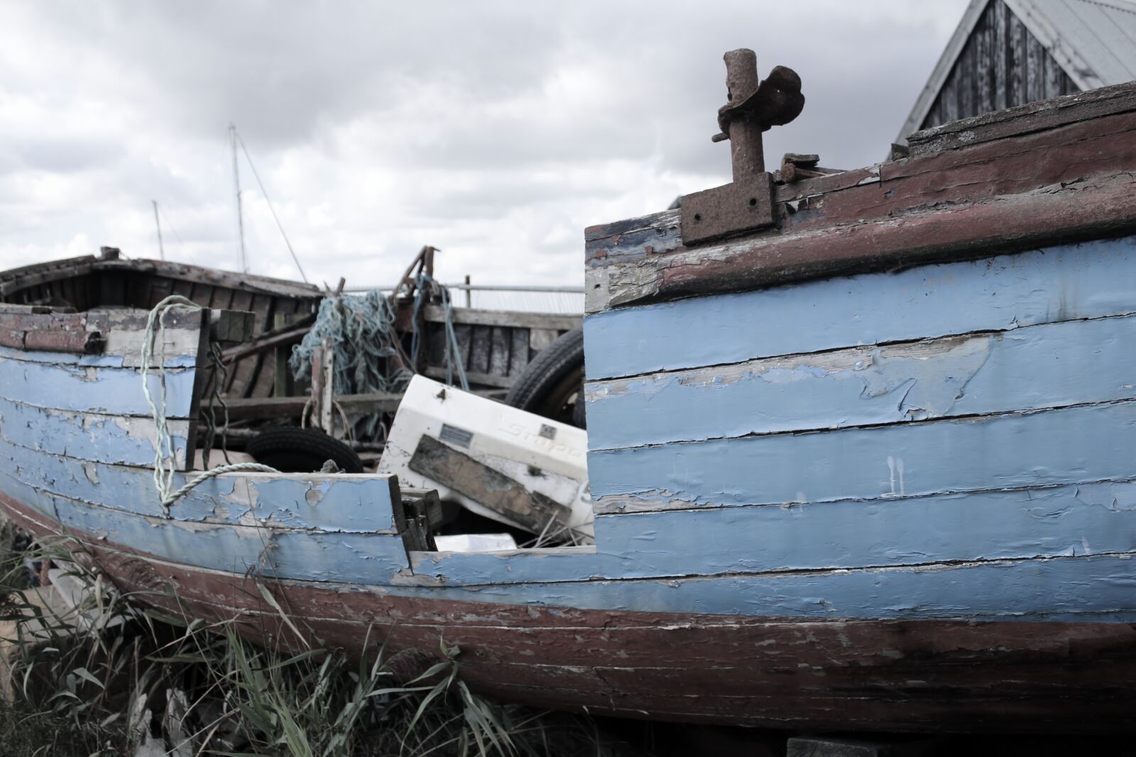 Canon EOS 650D (EOS Rebel T4i / EOS Kiss X6i) sample photo. Shipwreck, rotting, boat photography