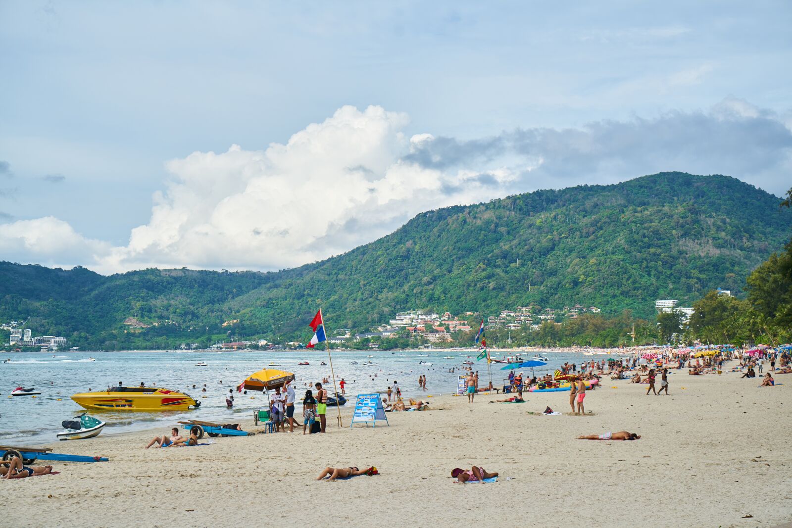 Sony a7R II sample photo. Beach, holiday, marine photography