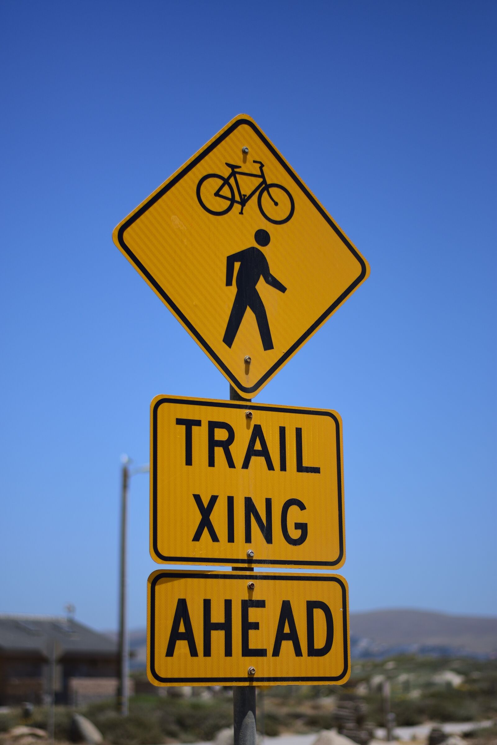 Nikon D7200 sample photo. Note, traffic, road sign photography