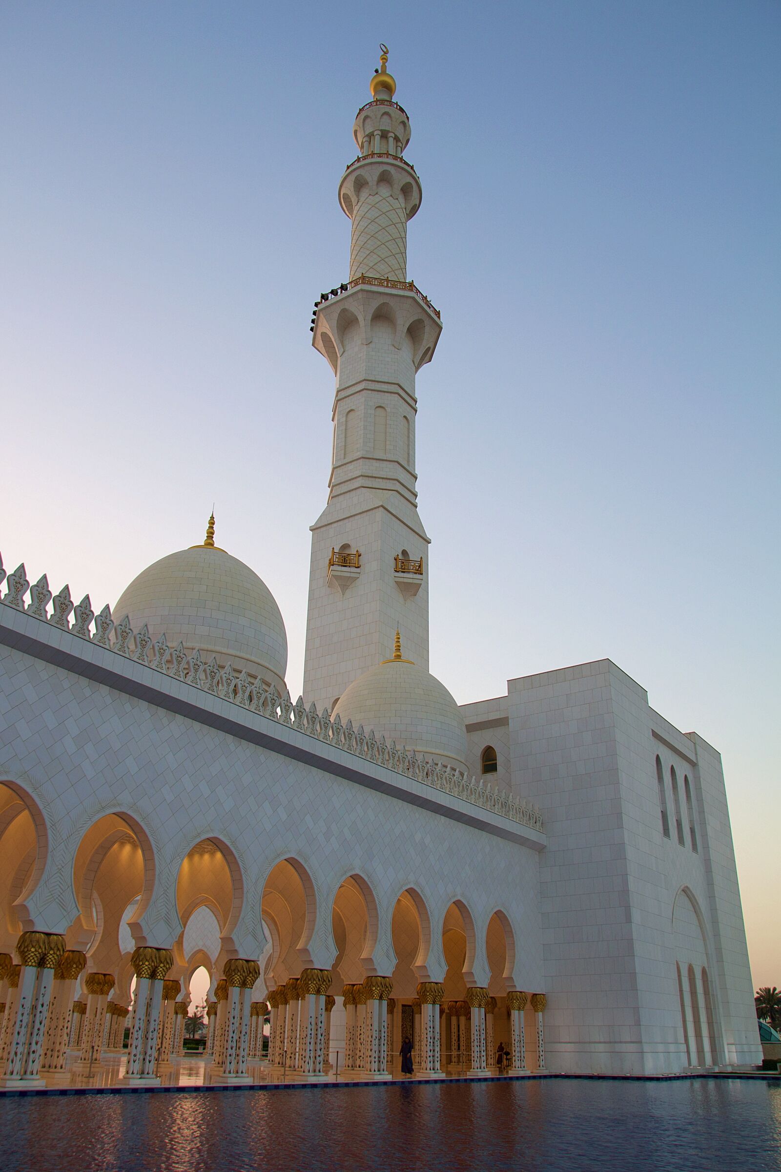 Canon EOS 600D (Rebel EOS T3i / EOS Kiss X5) sample photo. Abu dhabi, moshe, zayed photography