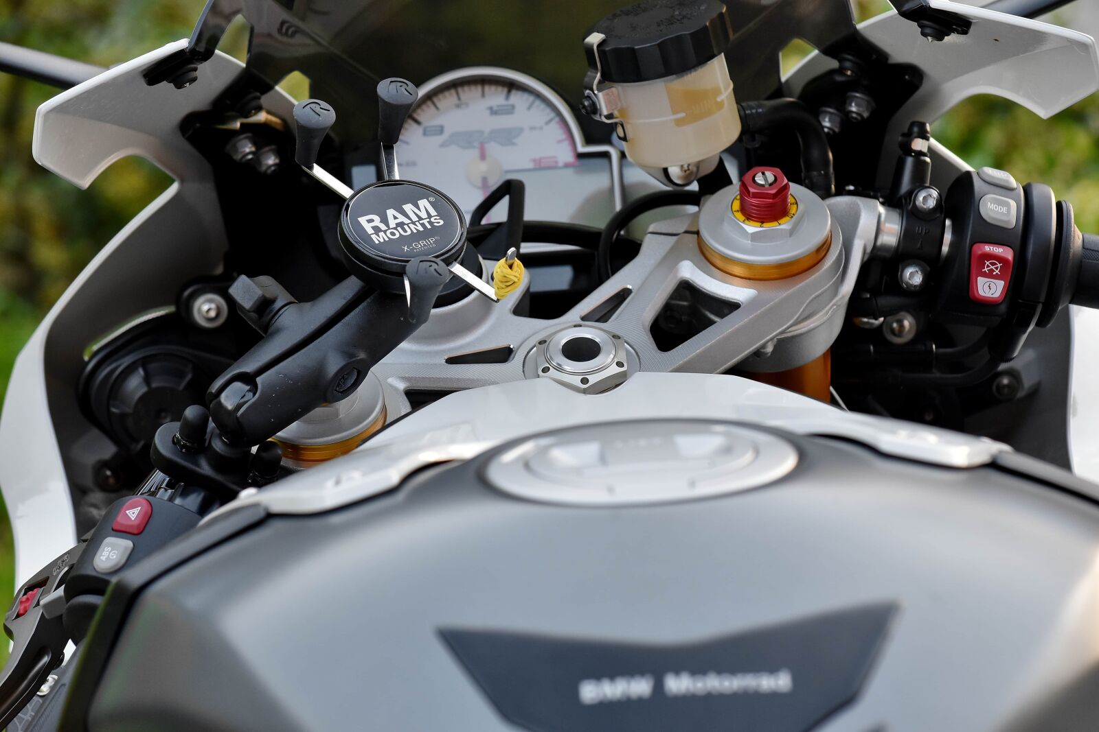 Nikon D5500 sample photo. Gearshift, motorcycle, speedometer, chrome photography
