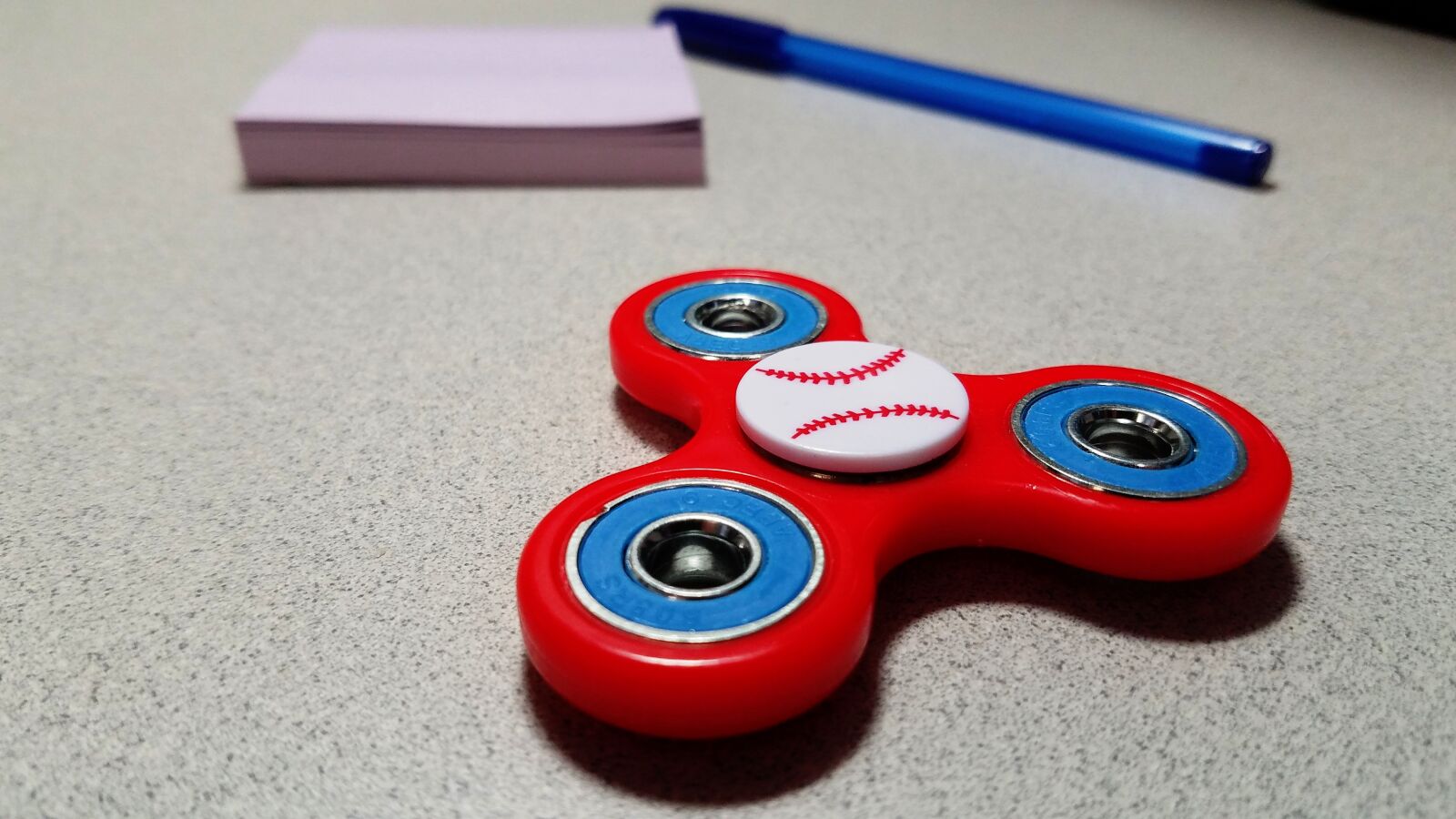 Samsung Galaxy S7 sample photo. Fidget spinner, toy, office photography