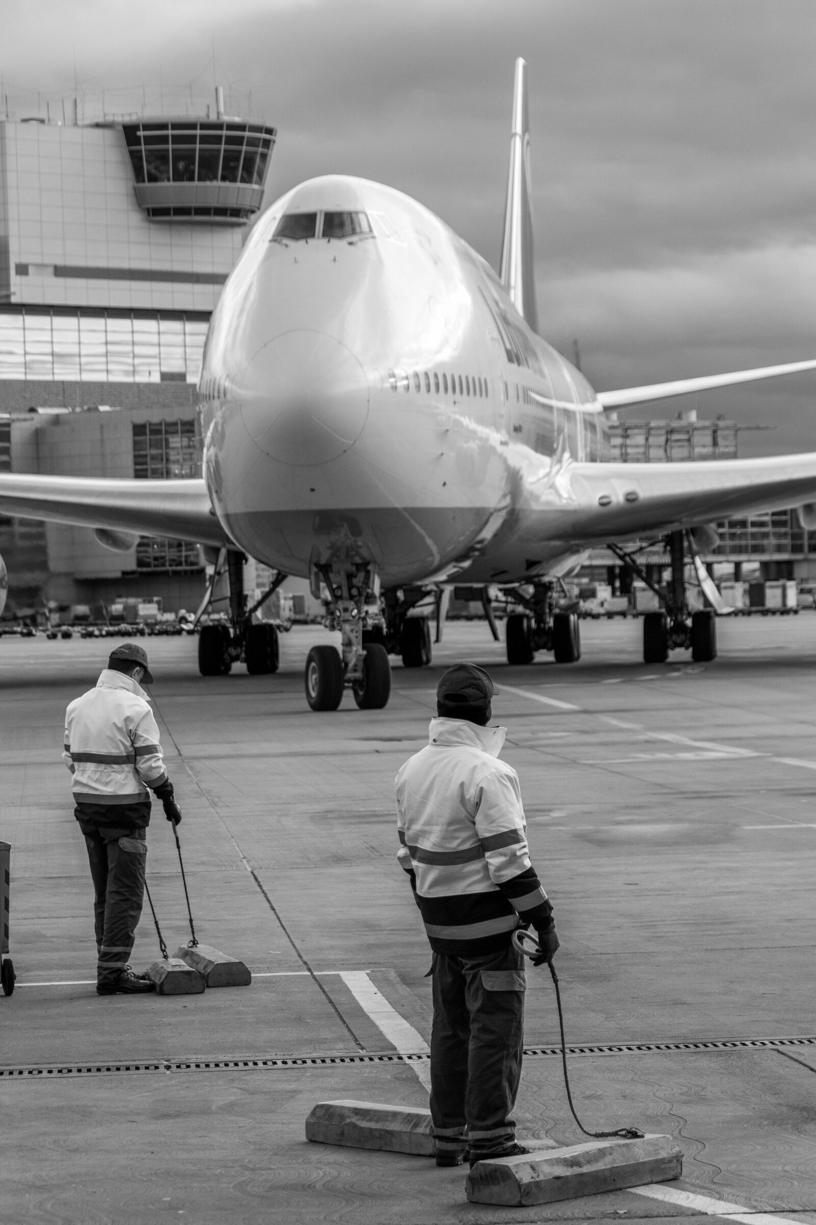 Canon EOS 77D (EOS 9000D / EOS 770D) sample photo. Airport, airplane, aircraft photography