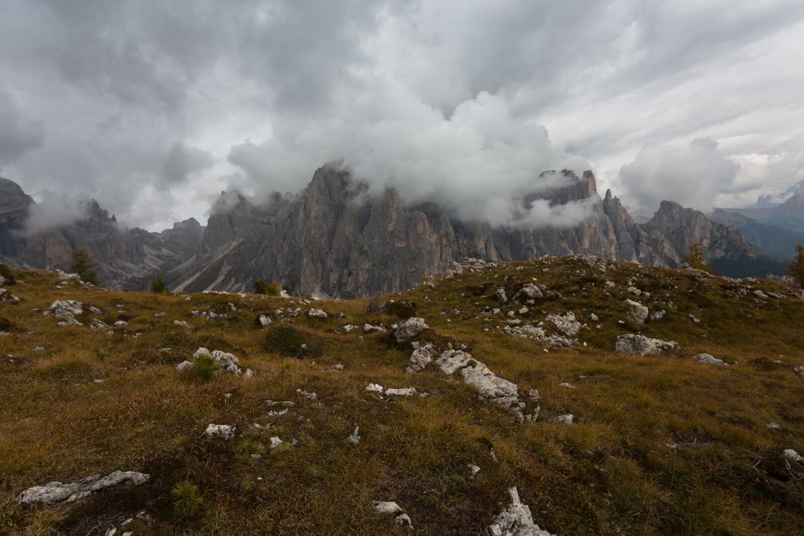 Canon EOS 5D Mark III + Canon EF 17-40mm F4L USM sample photo. Mountains, trentino, dolomites photography