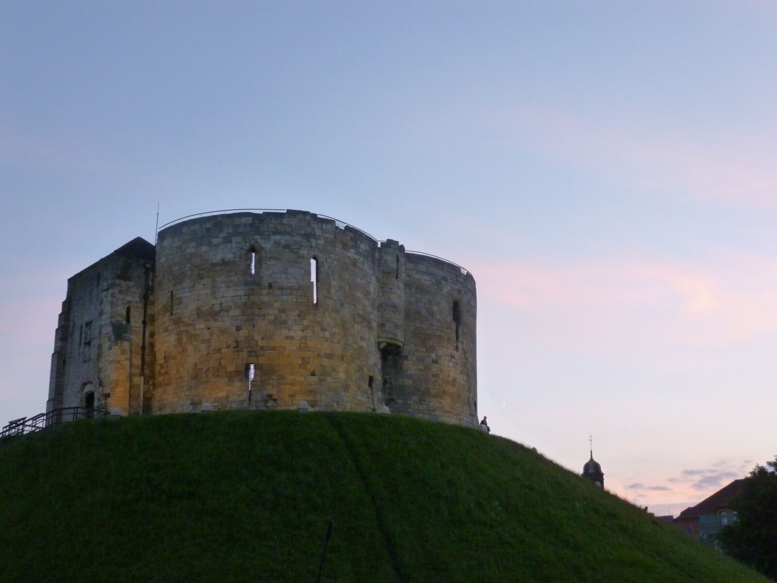 Panasonic DMC-SZ3 sample photo. Castle, evening, fort, york photography