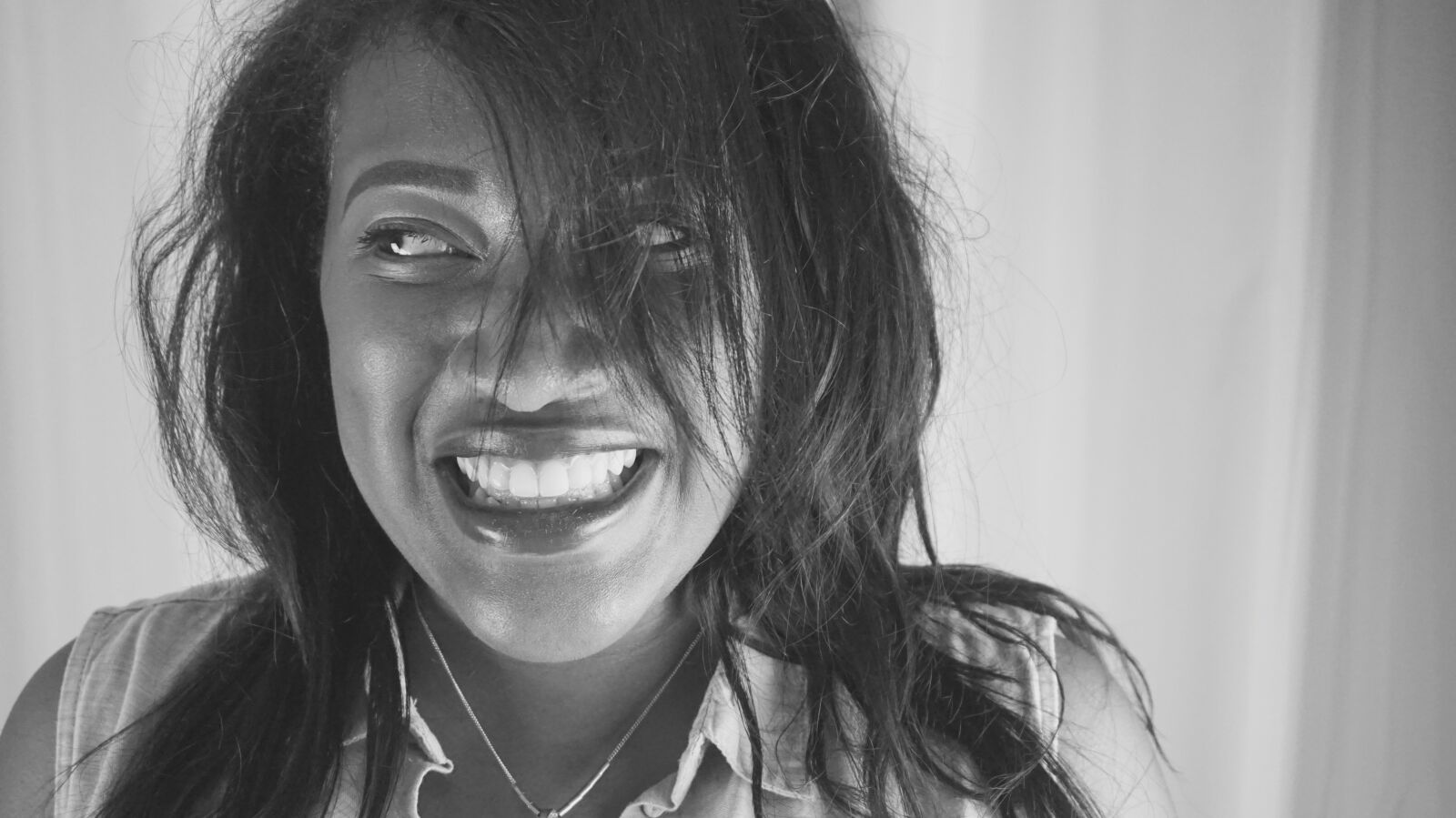 Sony Alpha a5000 (ILCE 5000) sample photo. Black girl, smile, laugh photography