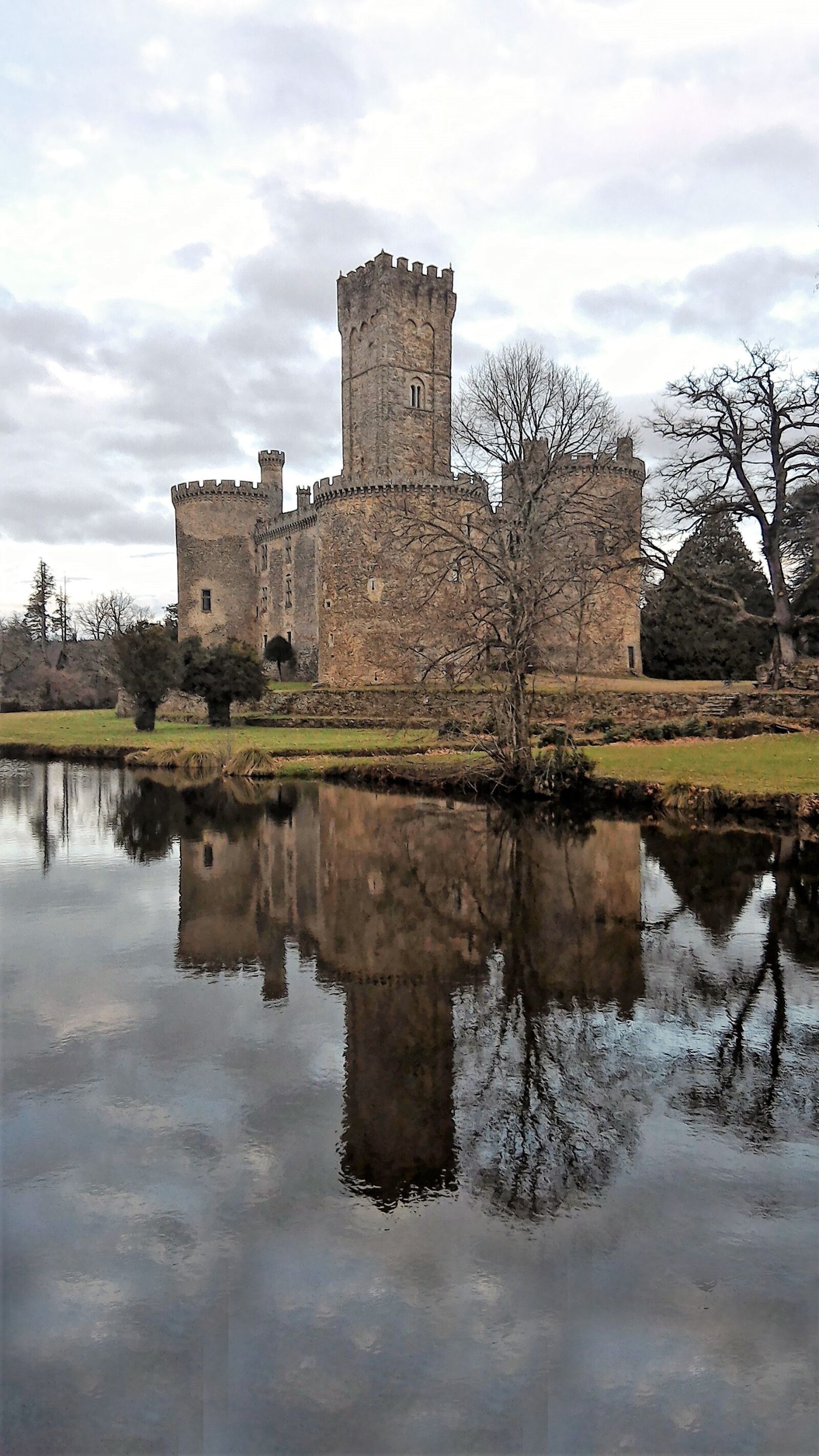 ASUS ZenPad S 8.0 (Z580C) sample photo. Castle, montbrun, france photography
