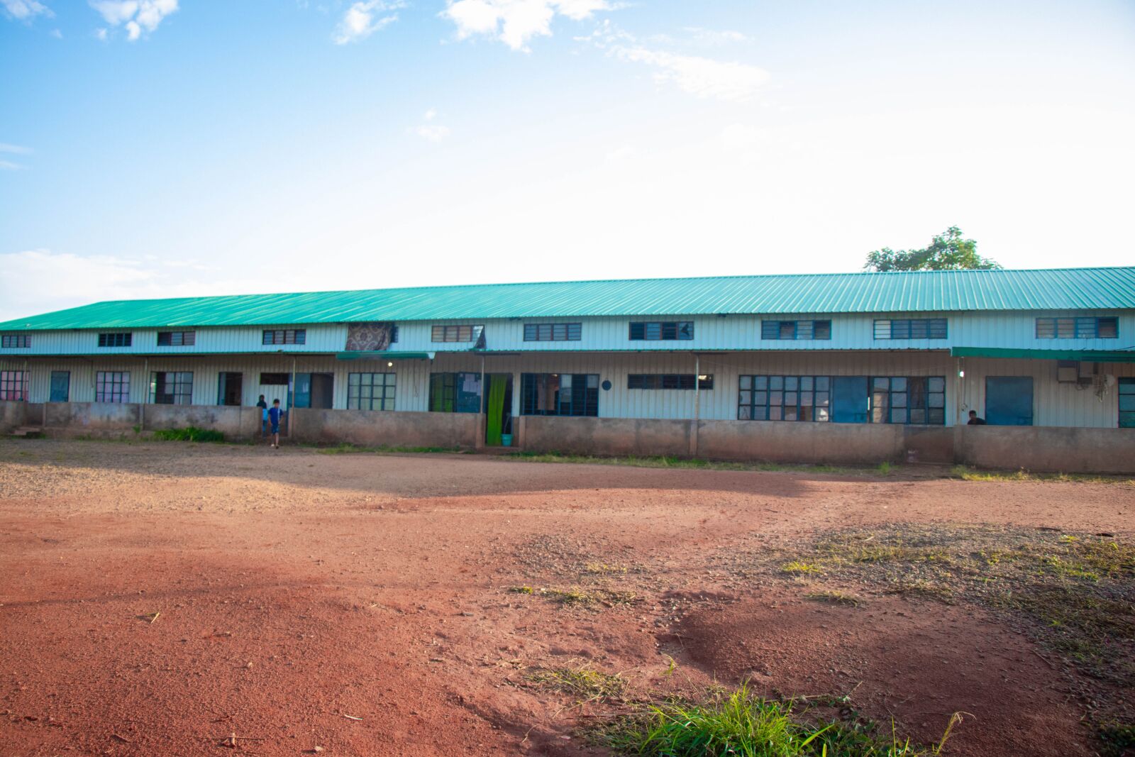 Canon EOS 80D sample photo. Building, house, hostel photography