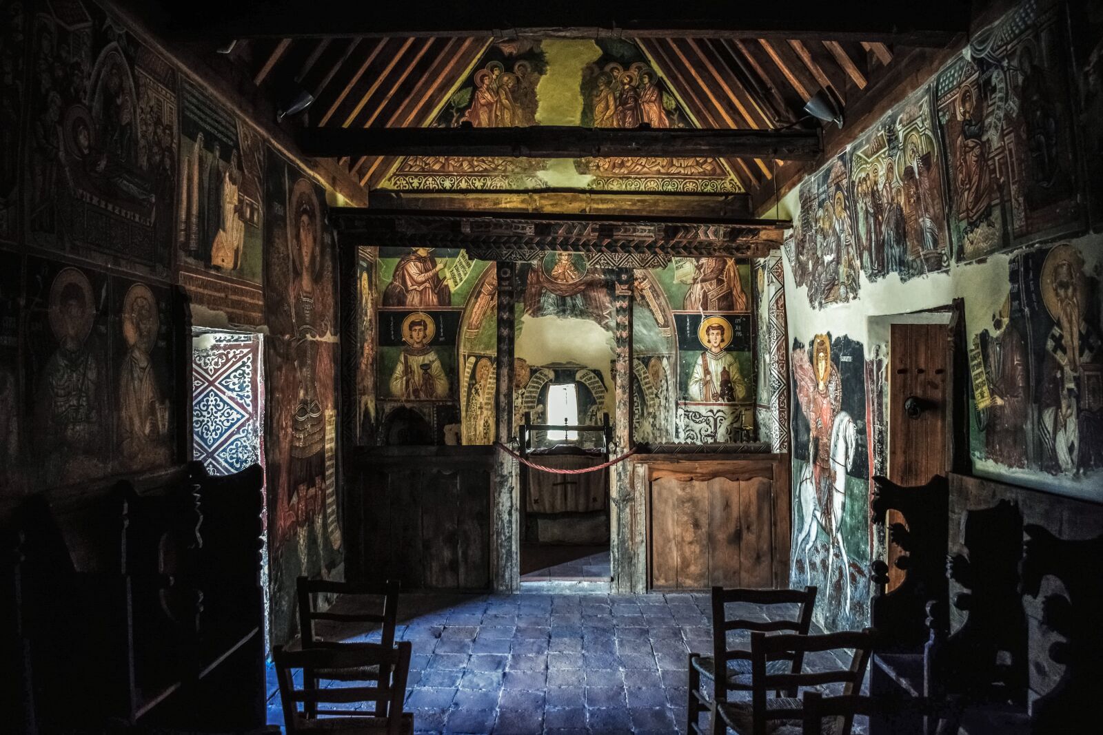 Nikon D3300 sample photo. Church, interior, paintings photography