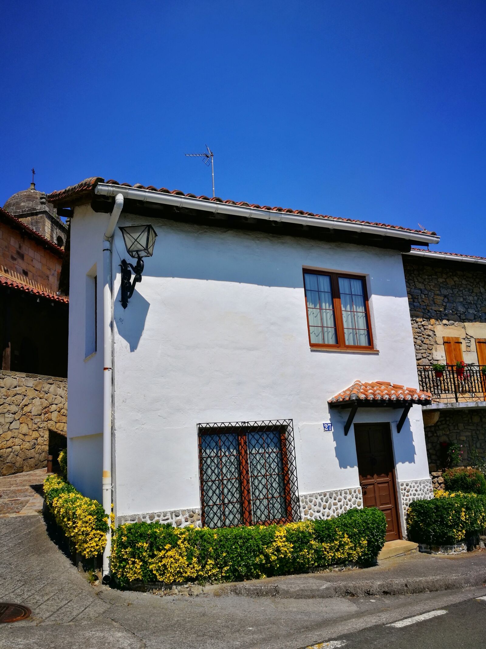 HUAWEI P9 sample photo. Architecture, facade, casita photography