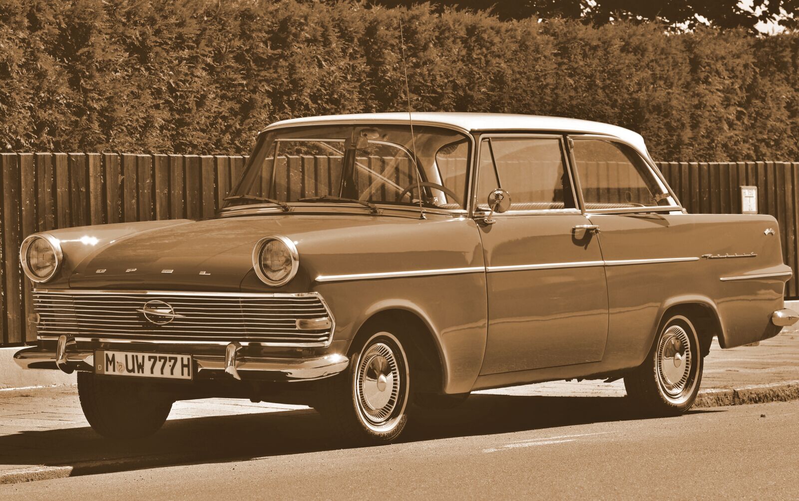 Nikon D3200 sample photo. Opel, opel record, auto photography