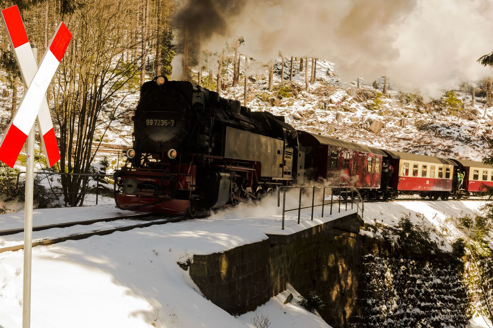 Nikon D5200 sample photo. Narrow gauge railway, snow photography