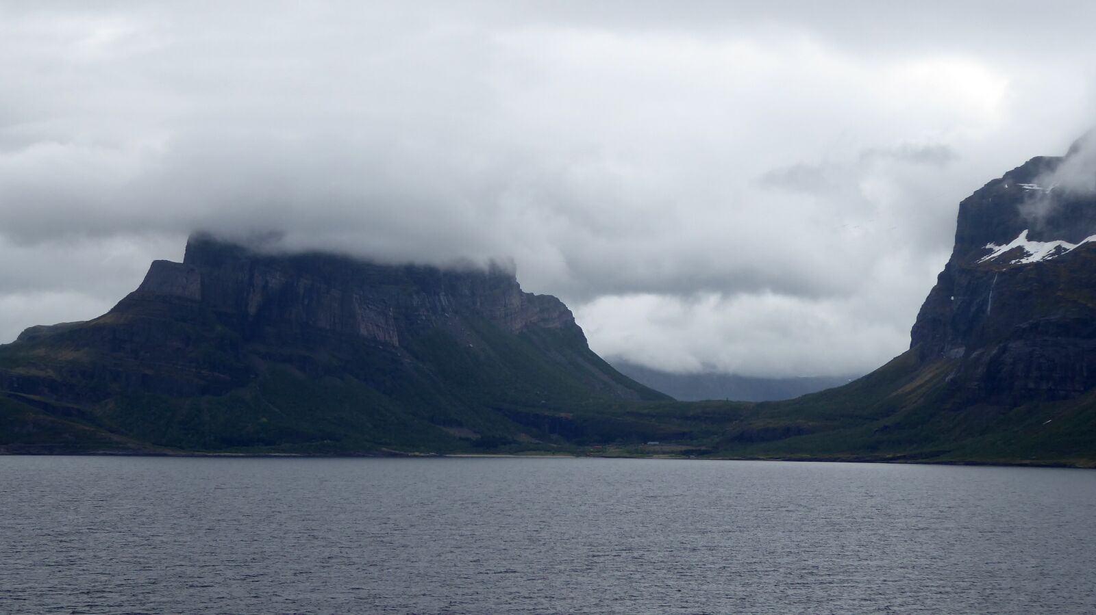 Panasonic DMC-TZ71 sample photo. Clouds, rock, landscape photography
