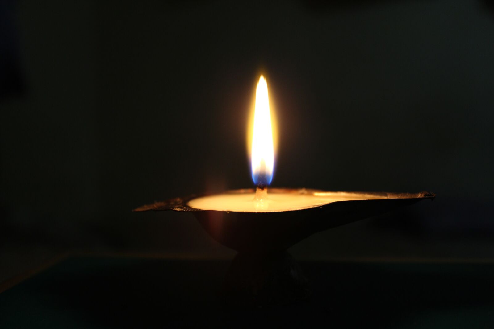 Canon EOS 1300D (EOS Rebel T6 / EOS Kiss X80) sample photo. Diwali, deepawali, india photography