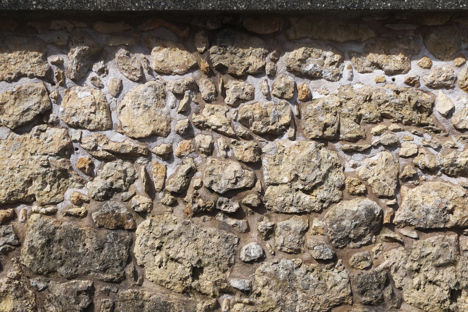Panasonic Lumix DMC-FZ1000 sample photo. Wall, quarry stone, stone photography