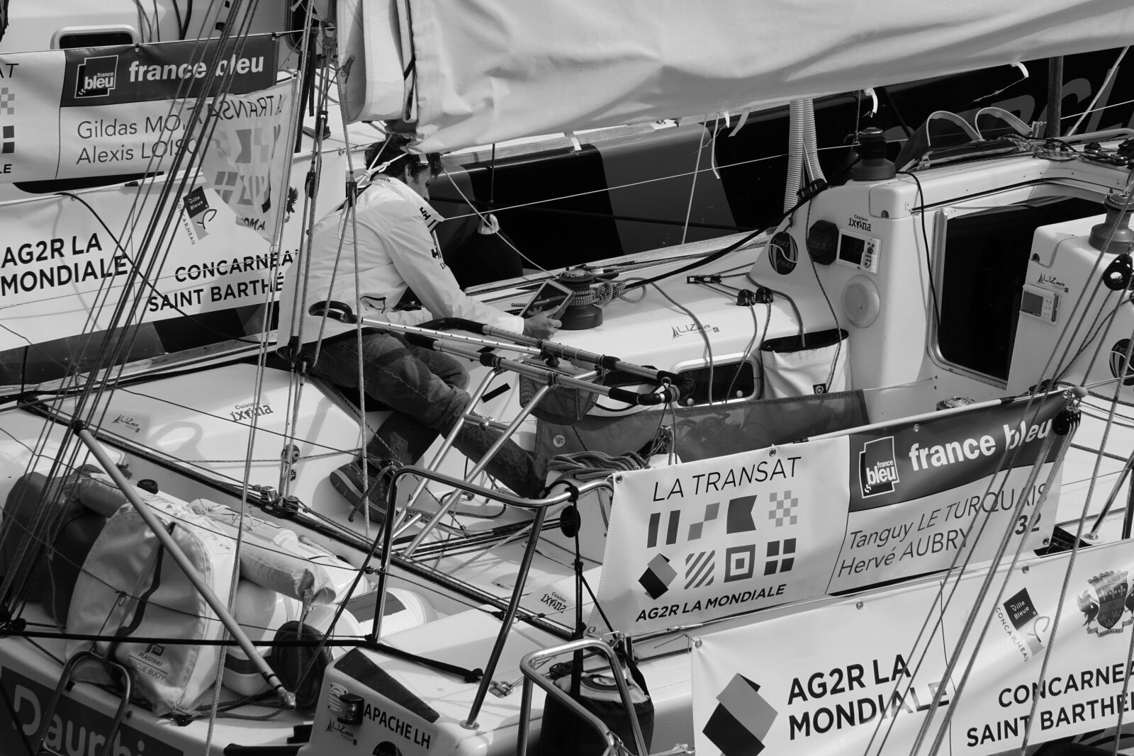 Sony E 55-210mm F4.5-6.3 OSS sample photo. Ag2r, la, mondiale photography