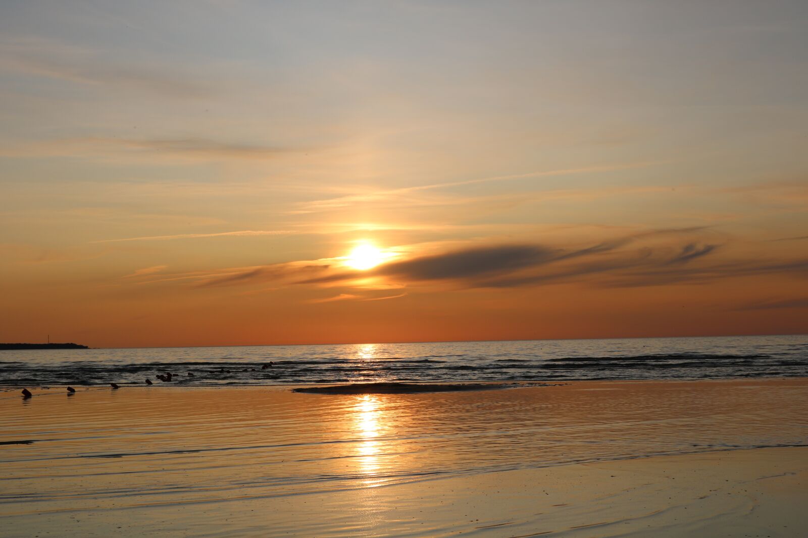 Canon EOS 750D (EOS Rebel T6i / EOS Kiss X8i) sample photo. Sea, sky, beach photography