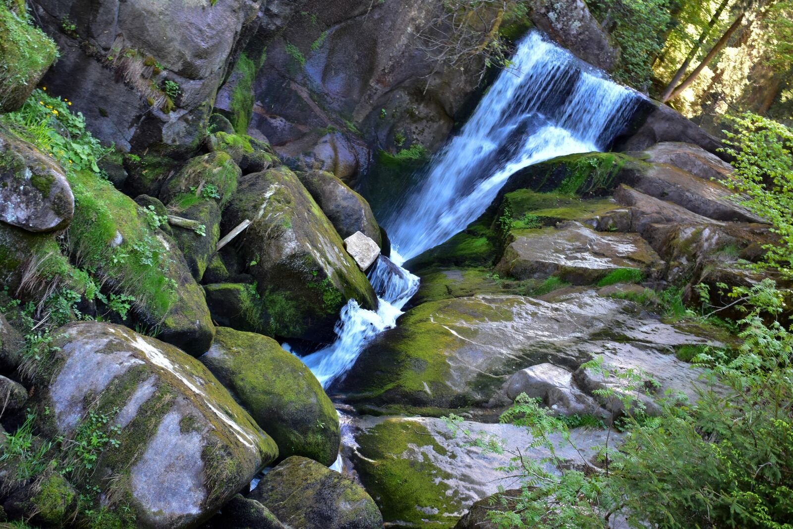 Nikon D3400 sample photo. Waterfall, water, river photography