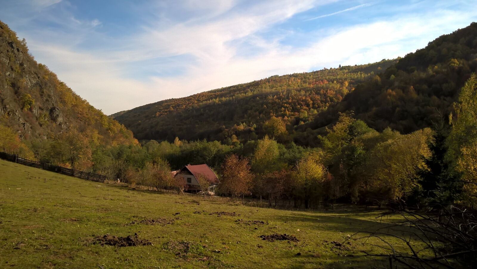 Microsoft Lumia 640 LTE sample photo. Autumn, excursion, sunshine photography