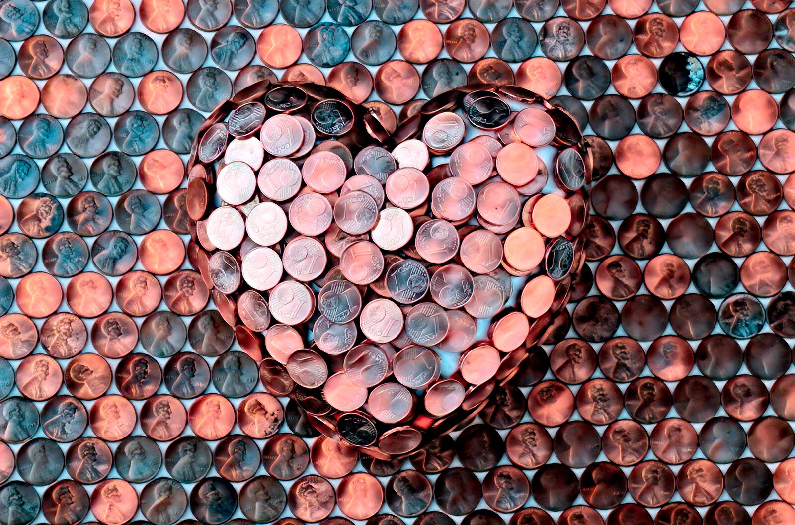 Canon EOS 550D (EOS Rebel T2i / EOS Kiss X4) sample photo. Heart, love, coins photography