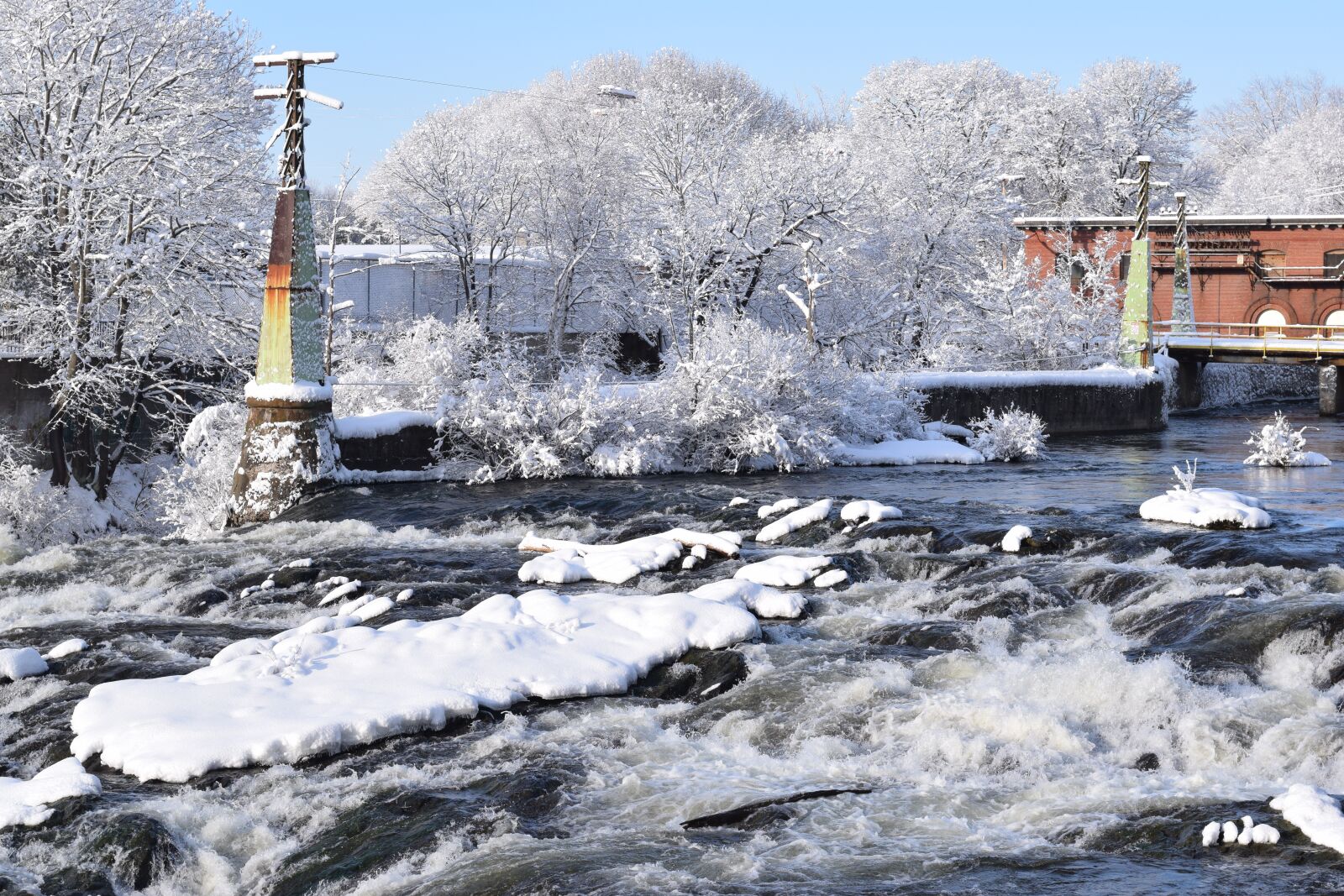 Nikon D5300 sample photo. Winter, cold, water photography