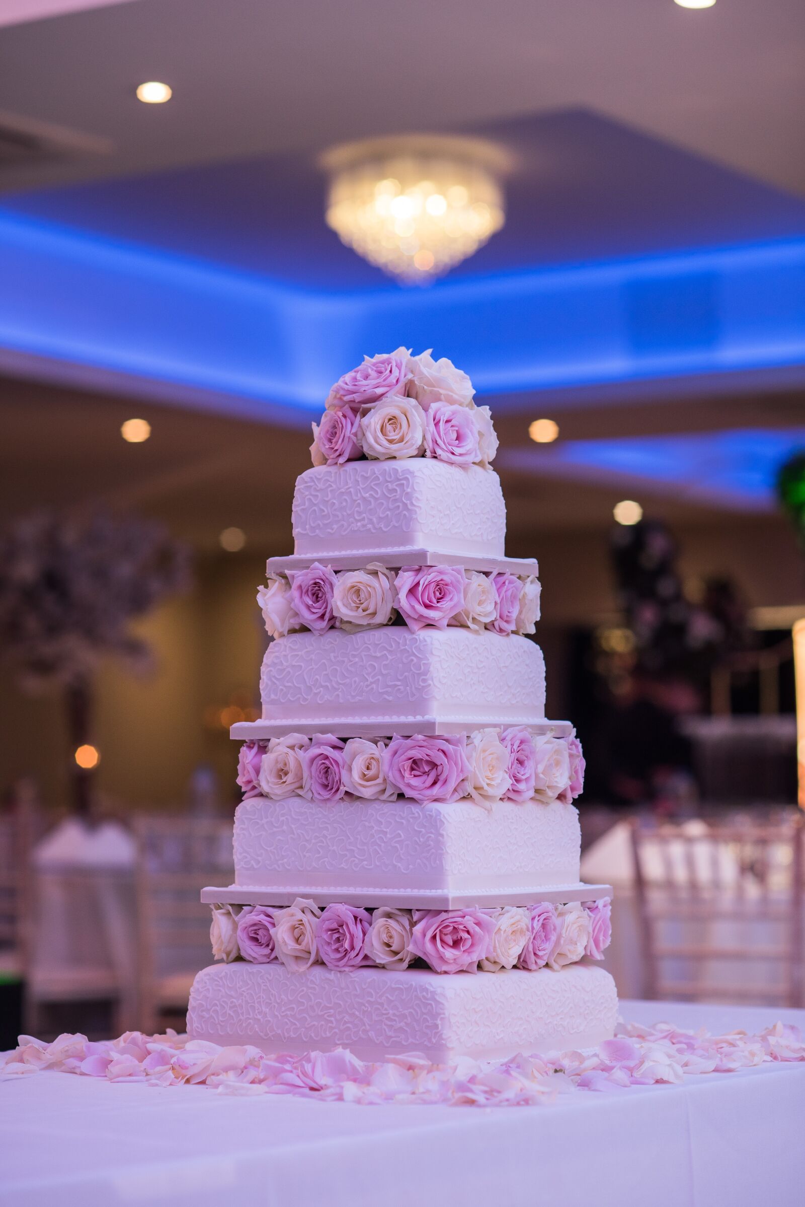 Nikon D750 sample photo. Wedding cake, cake, wedding photography
