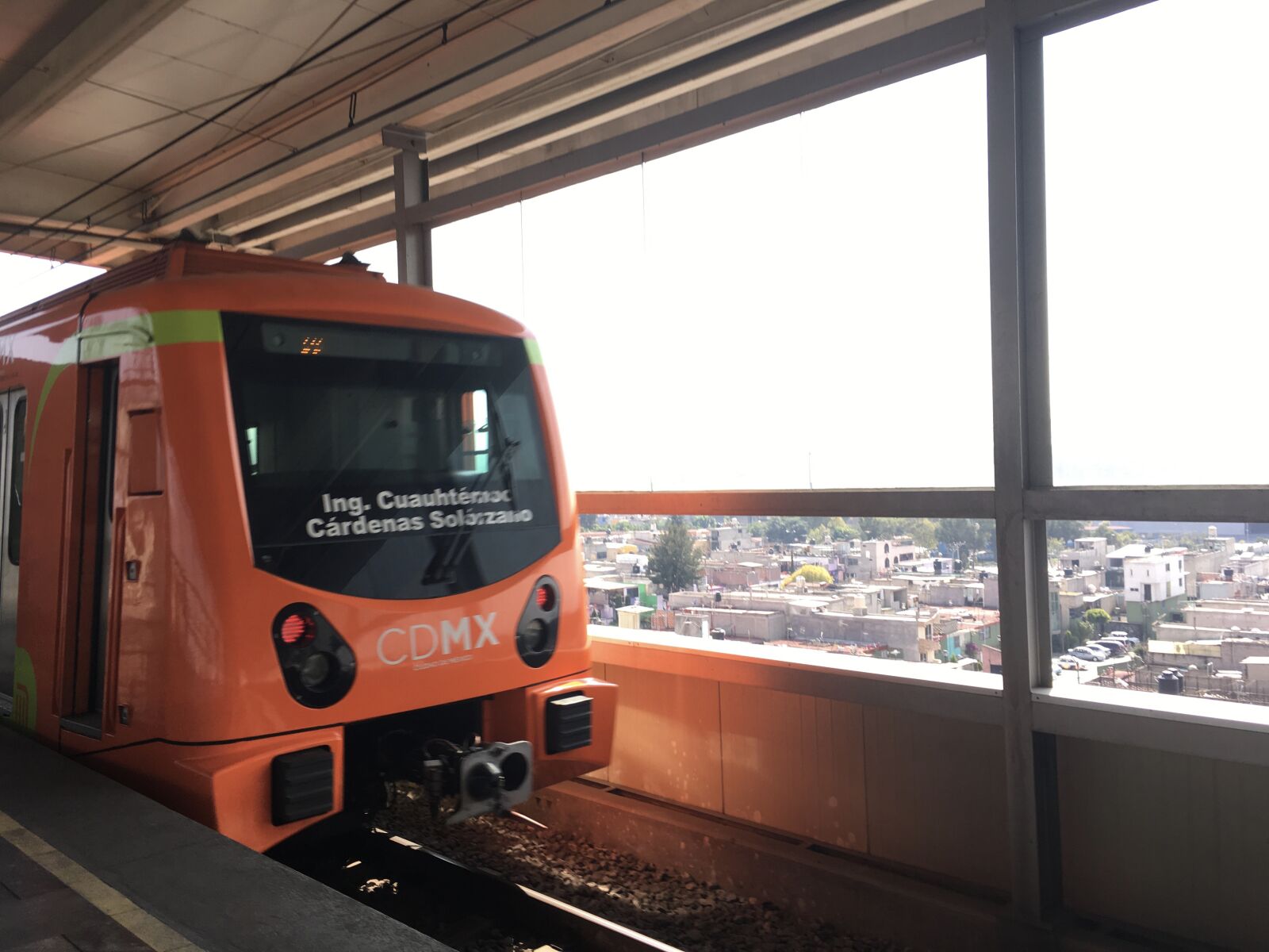 iPhone 6s Plus back camera 4.15mm f/2.2 sample photo. Train, station, mexico photography