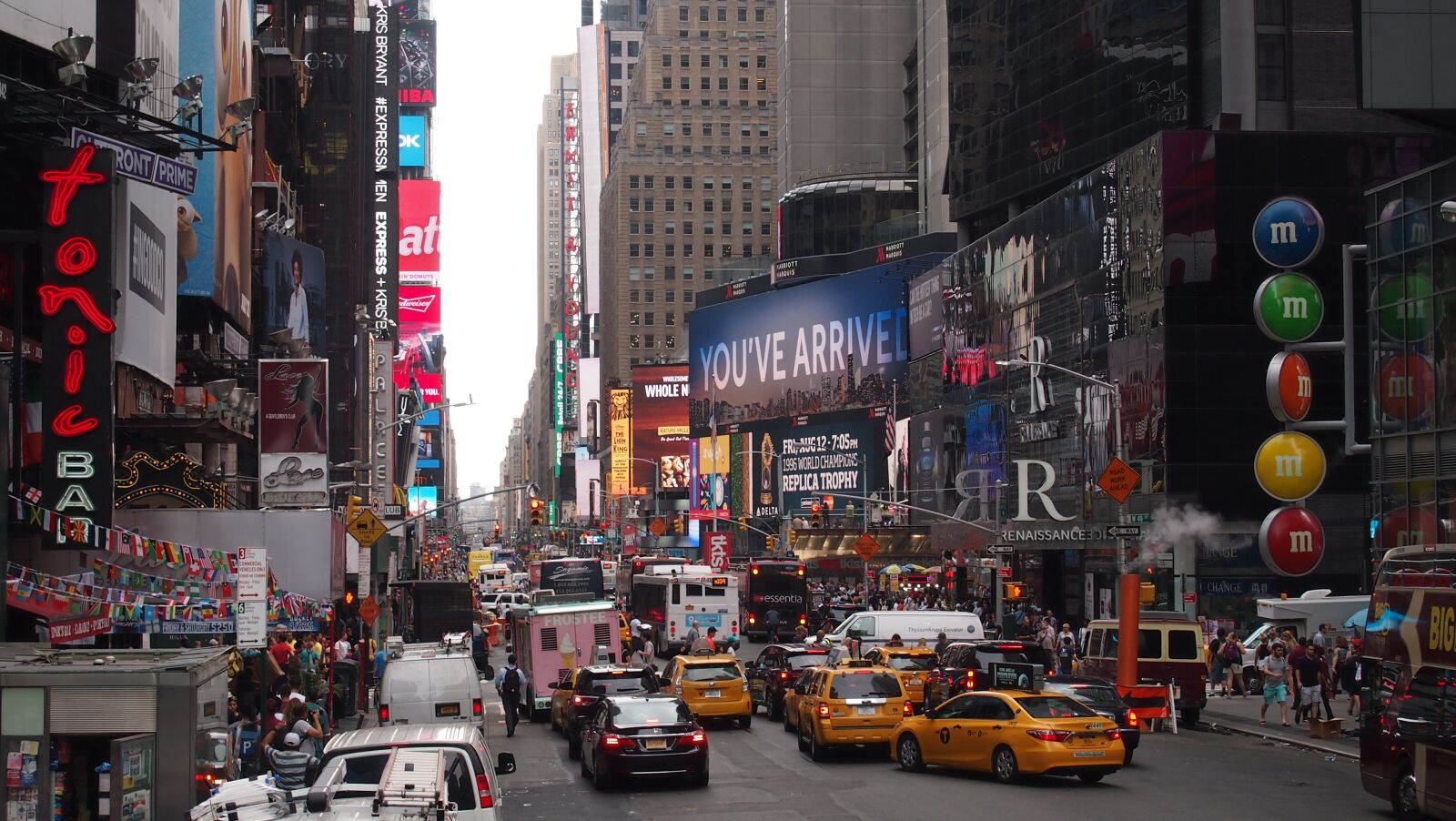 Olympus PEN E-PL3 sample photo. Jam, new york, taxi photography