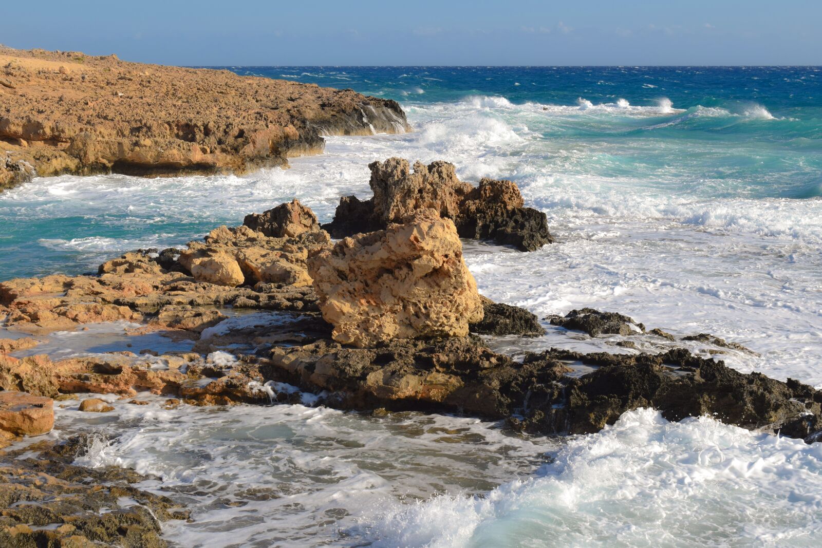 Nikon D3300 sample photo. Rocky coast, waves, sea photography