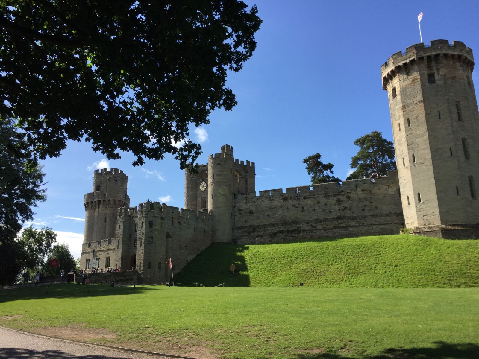 iPhone 6 back camera 4.15mm f/2.2 sample photo. Castle, warwick, england photography