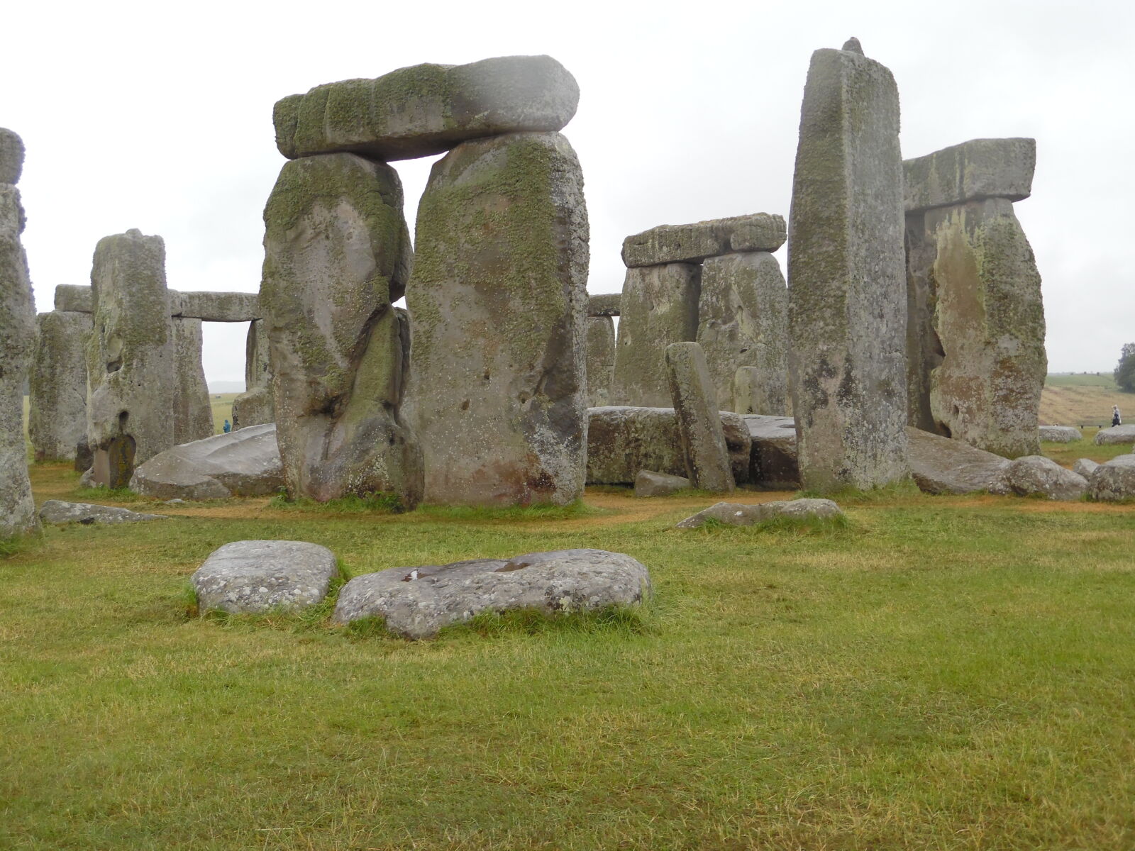 Samsung WB35F/WB36F/WB37F sample photo. Druids, england, salisbury, standing photography