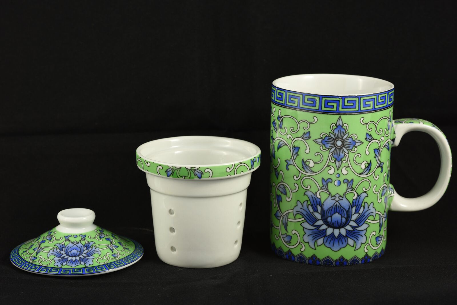 Nikon D810 sample photo. Tea set, mug, oriental photography