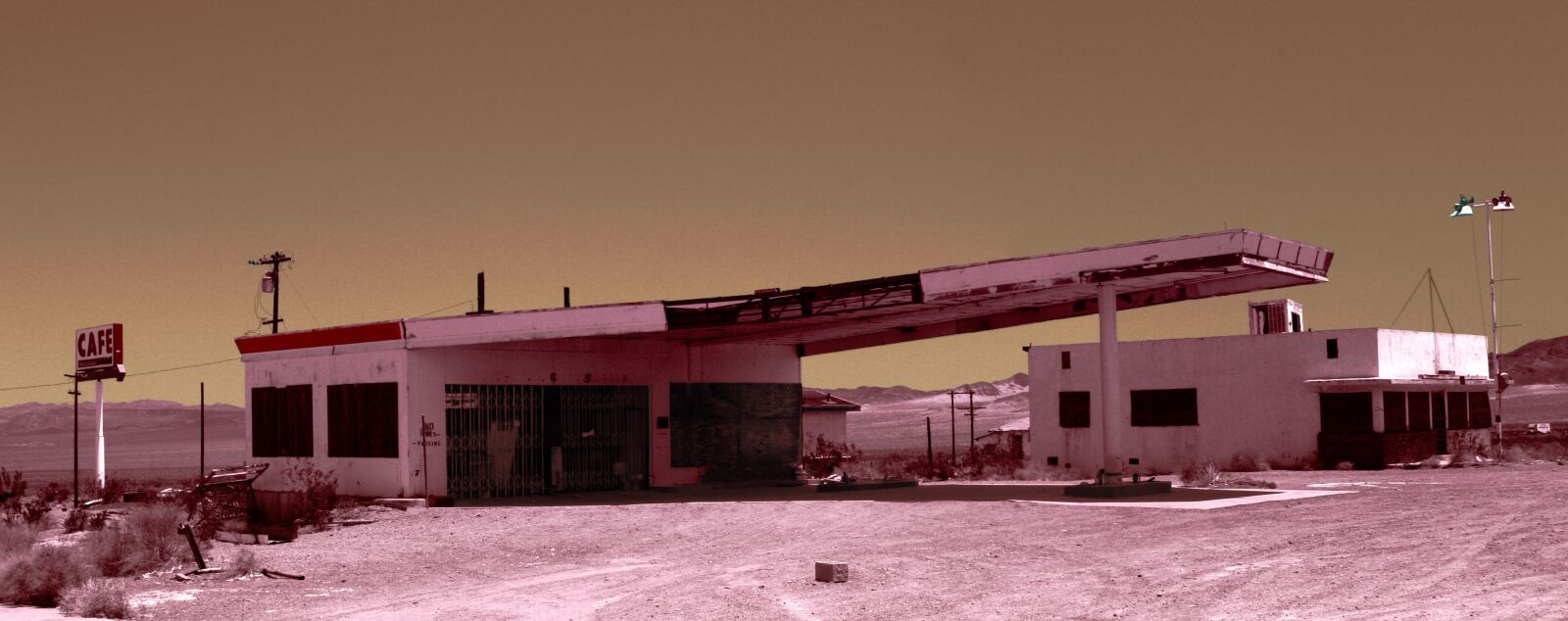 Canon EOS 20D sample photo. Gas station, route 66, usa photography
