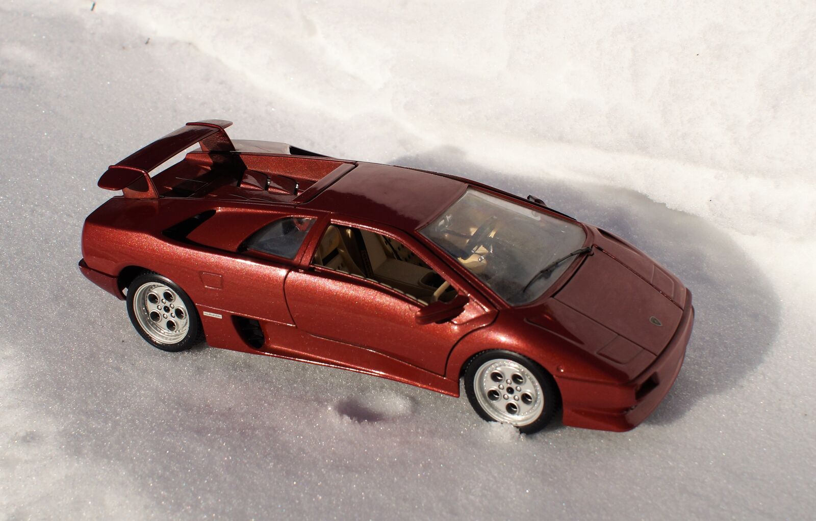 Sony DT 18-70mm F3.5-5.6 sample photo. Model car, lamborghini, diablo photography