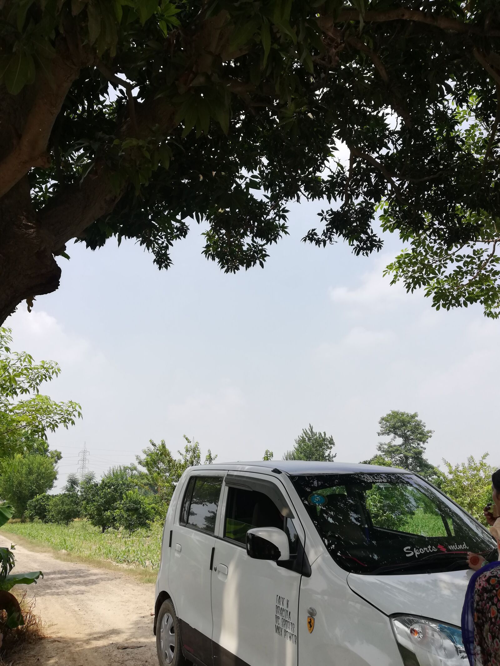 HUAWEI RNE-L21 sample photo