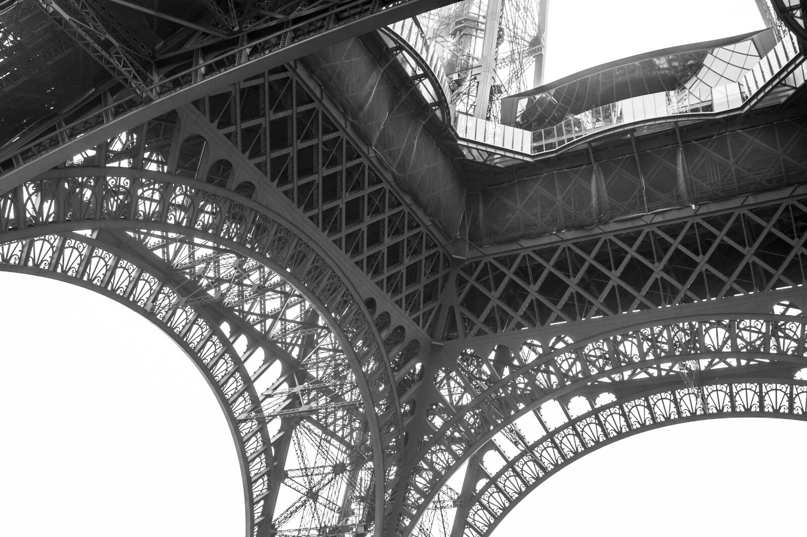 Nikon D700 + Sigma 24-70mm F2.8 EX DG HSM sample photo. Eiffel, tower photography