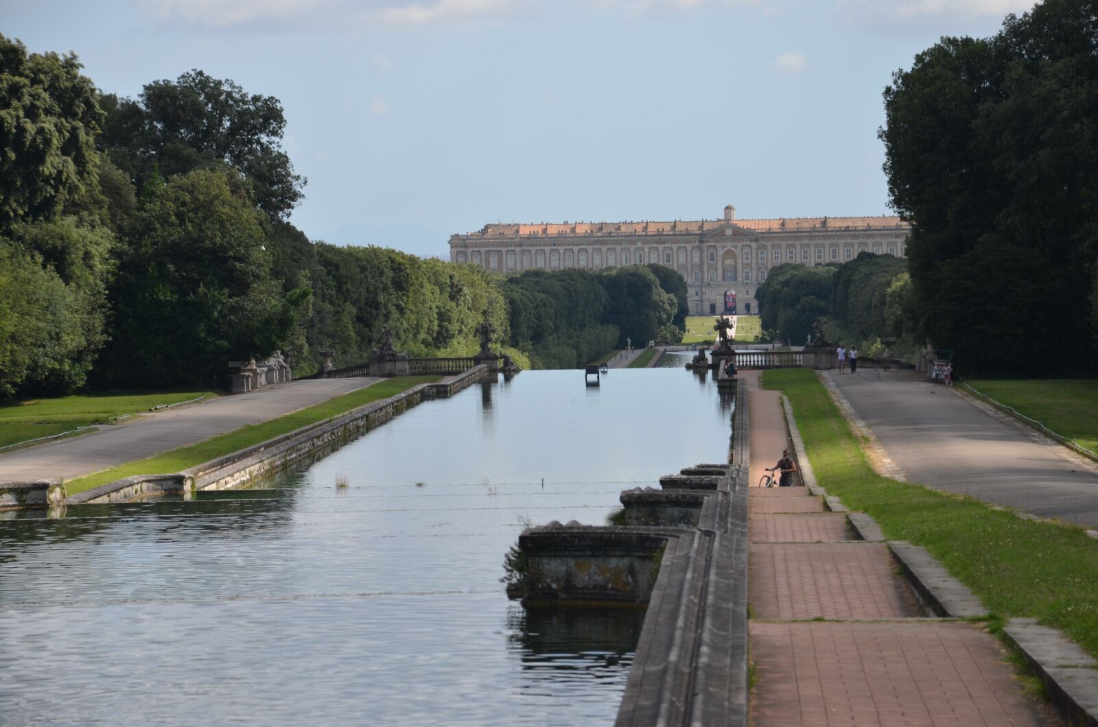 Nikon D7000 sample photo. The royal palace of photography