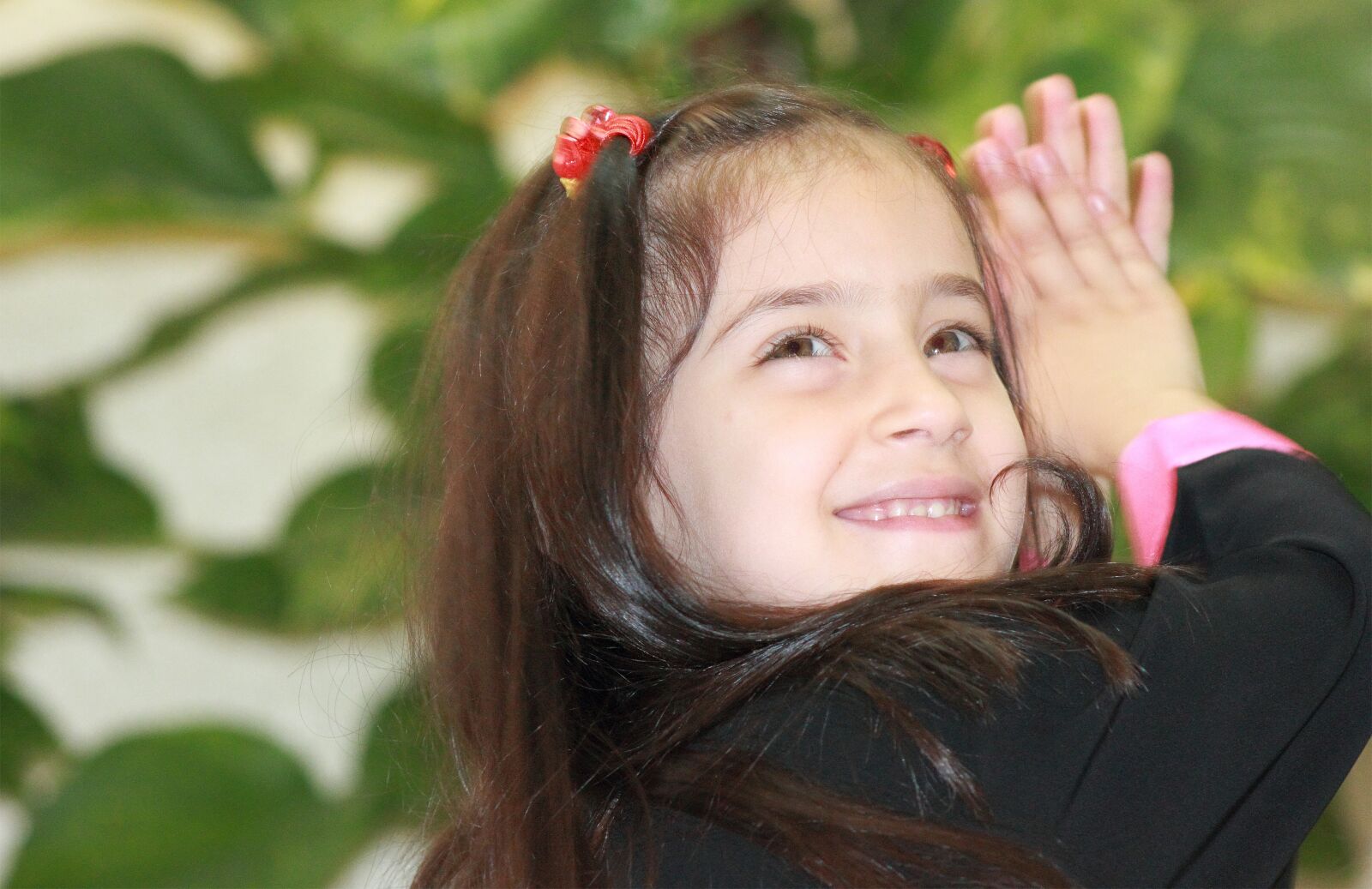 Canon EOS 550D (EOS Rebel T2i / EOS Kiss X4) sample photo. Girl, smile, female photography