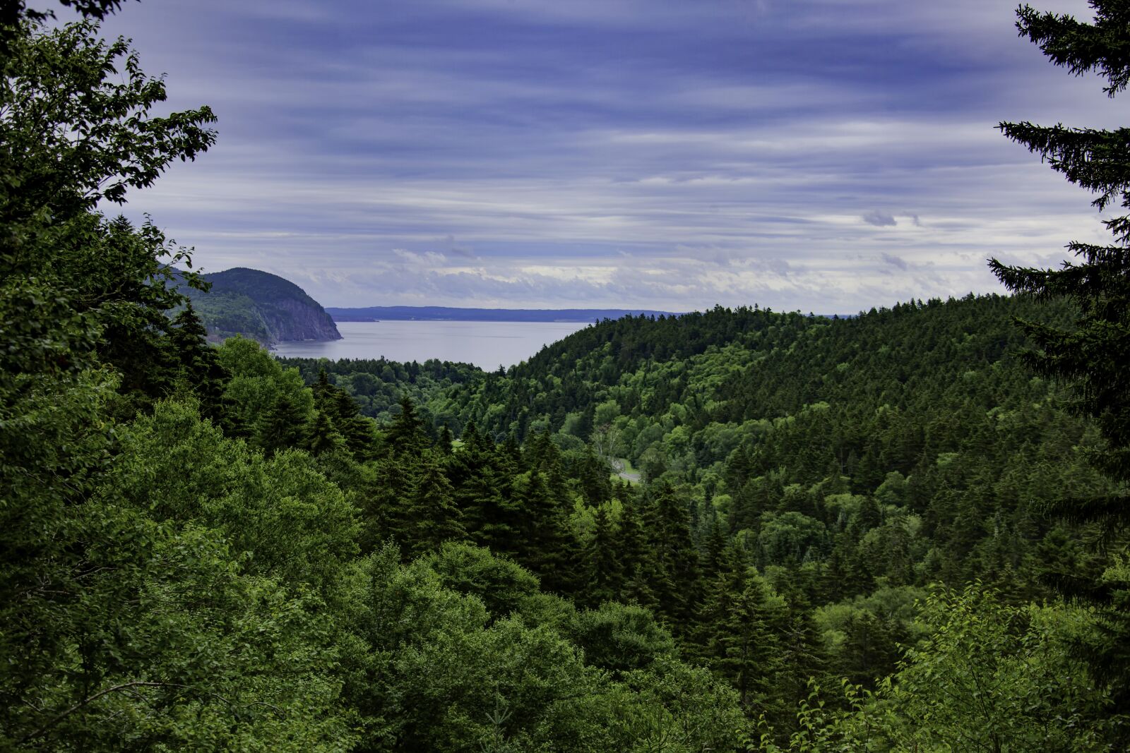 Canon EOS 5D Mark II + Canon EF 28-300mm F3.5-5.6L IS USM sample photo. Nature, sky, ocean photography