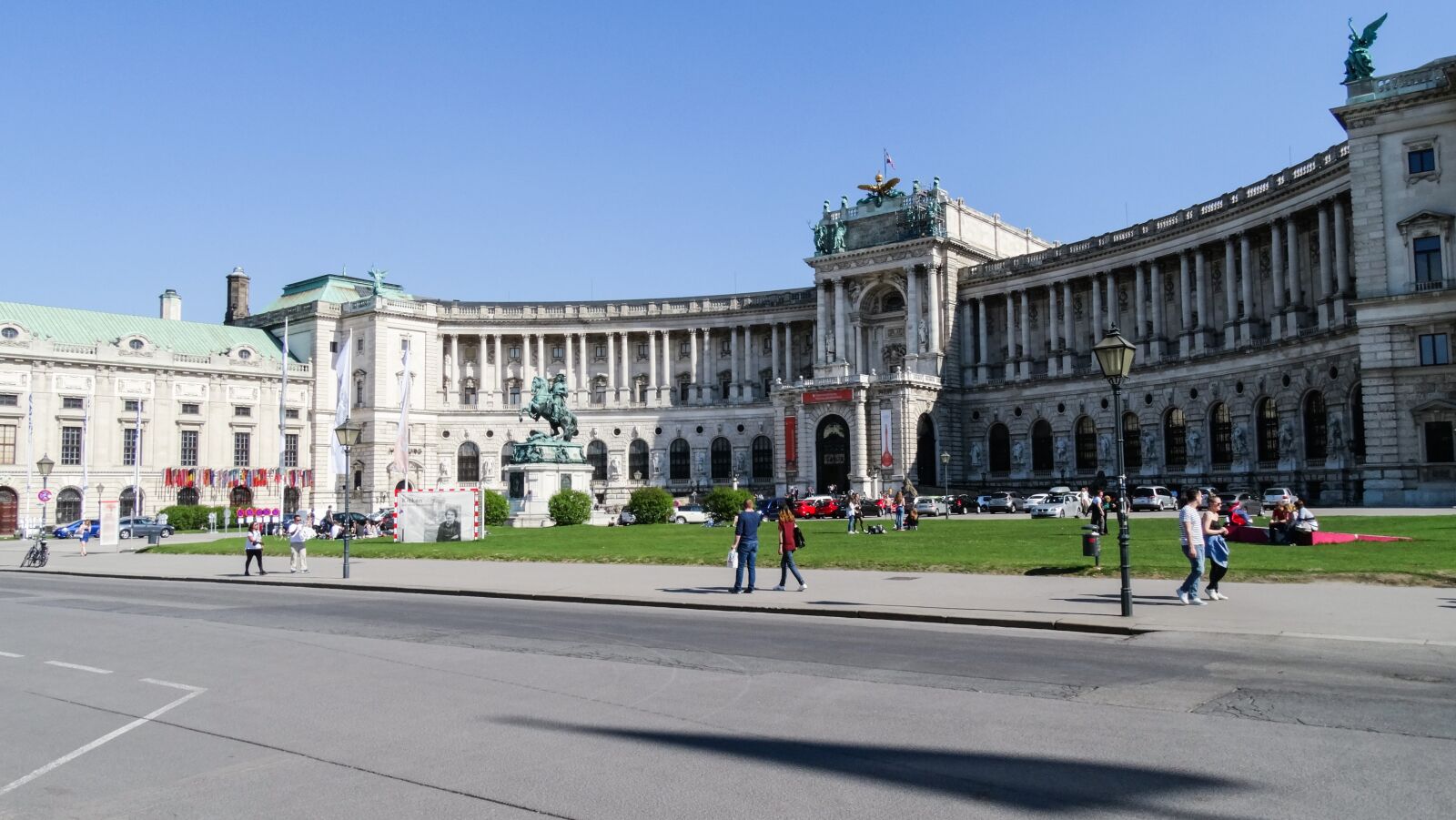Sony Cyber-shot DSC-HX300 sample photo. Vienna, architecture, her photography