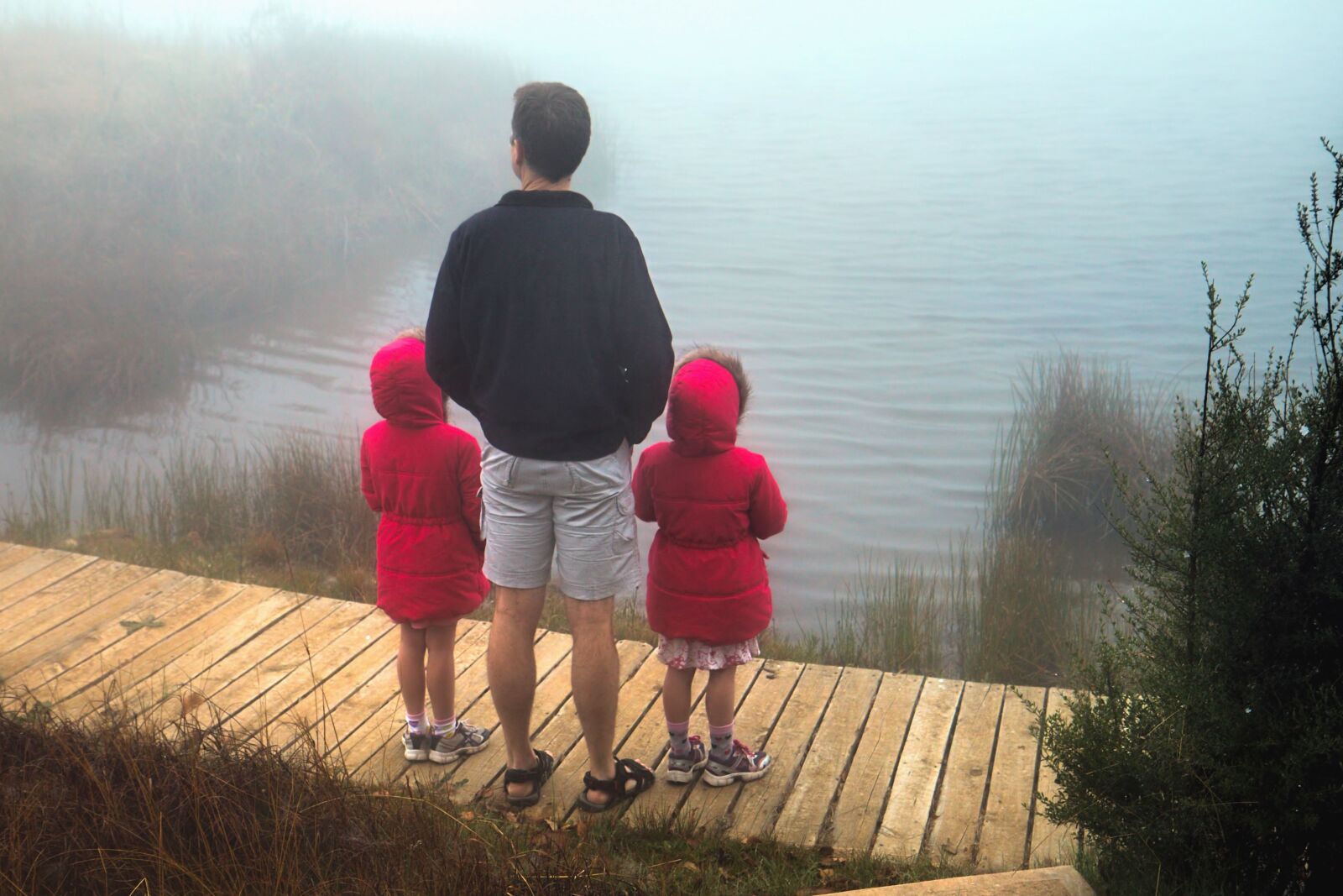 Canon EOS 70D sample photo. Man, child, shore, lake photography