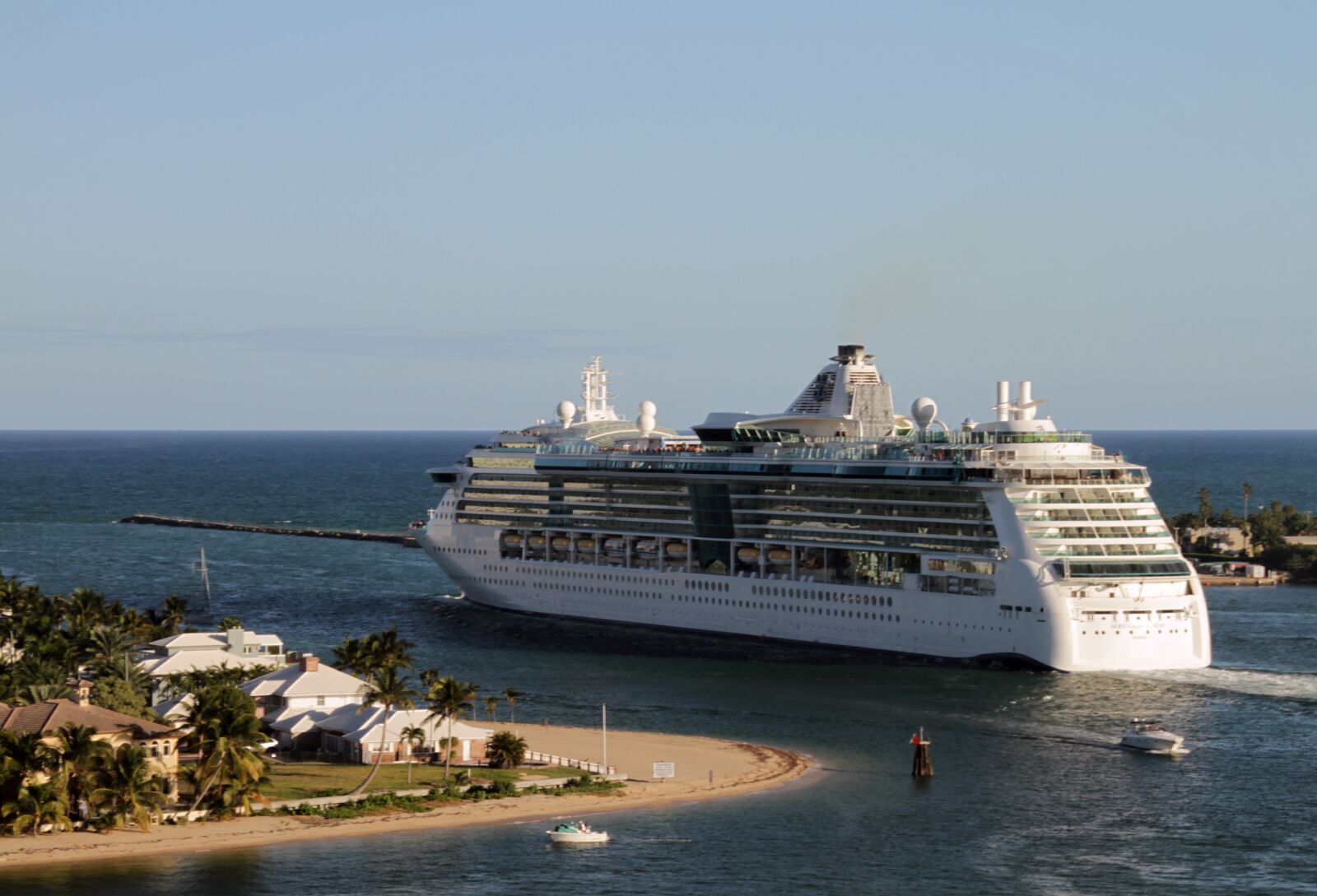 Canon EOS 7D sample photo. Cruise, holidays, travel photography