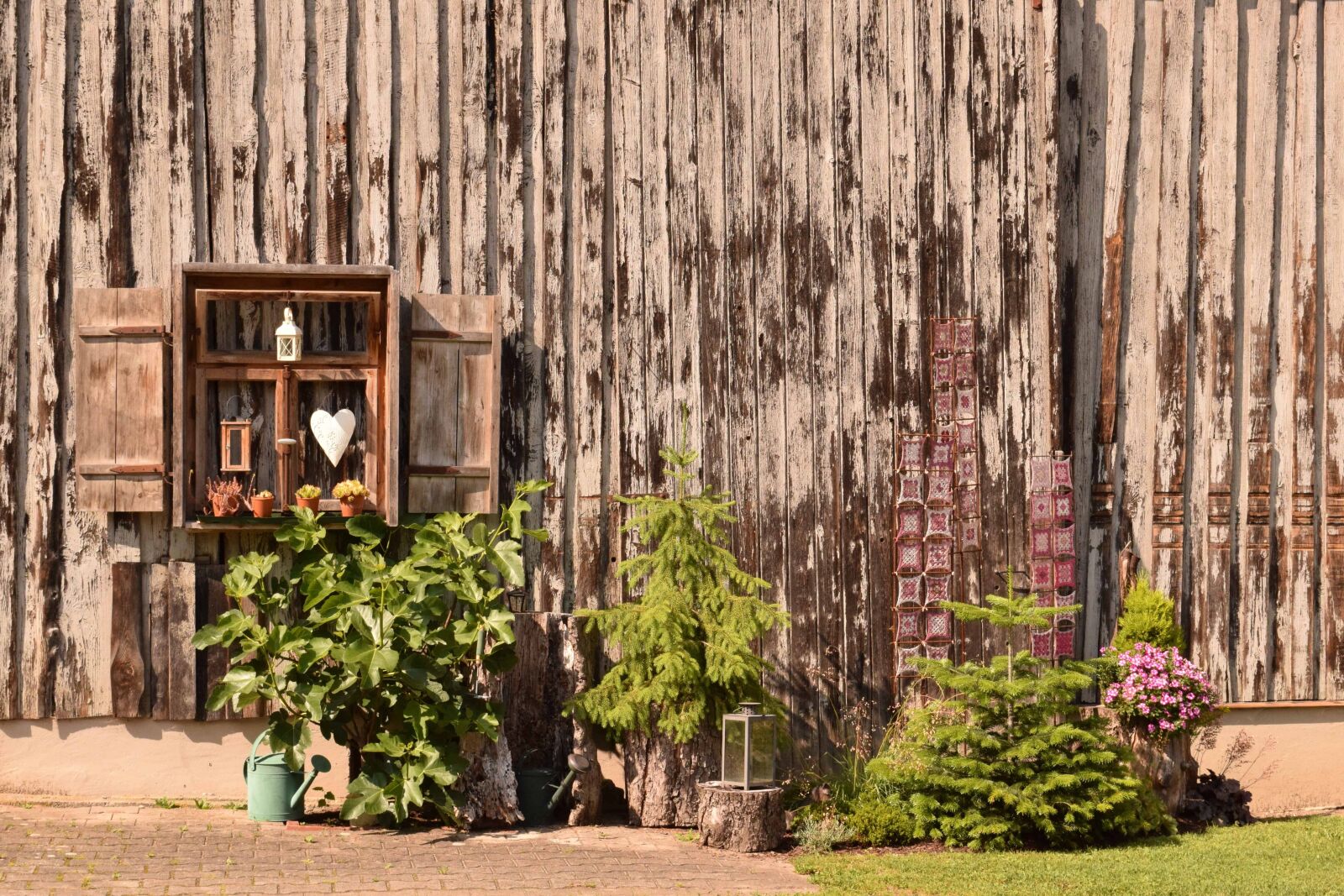 Nikon D3300 sample photo. Facade, architecture, old, wood photography