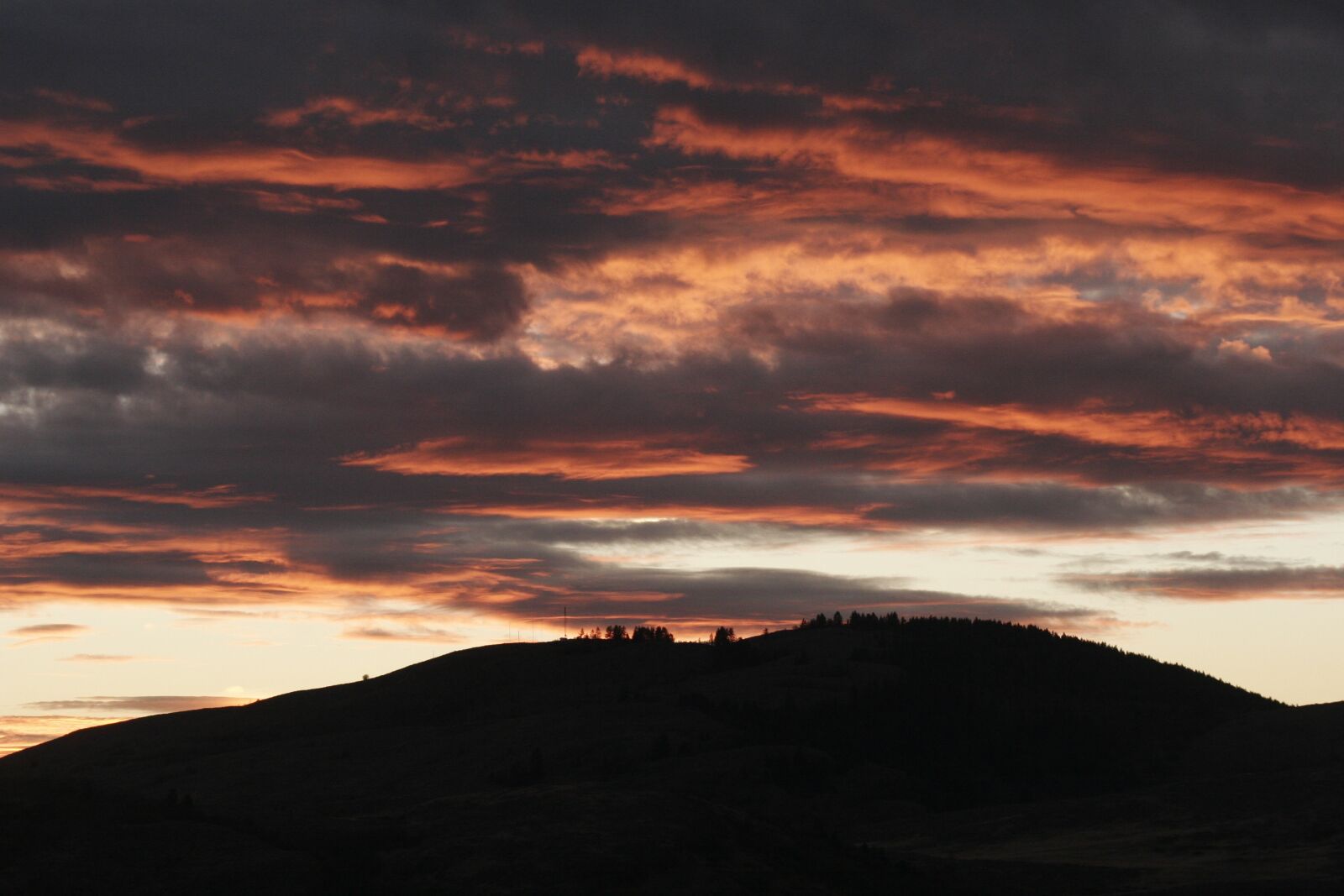 Canon EOS 20D sample photo. Sunset, mountain, outdoors photography